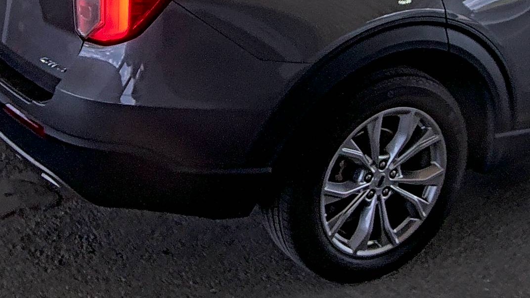 FORD EXPLORER - 10