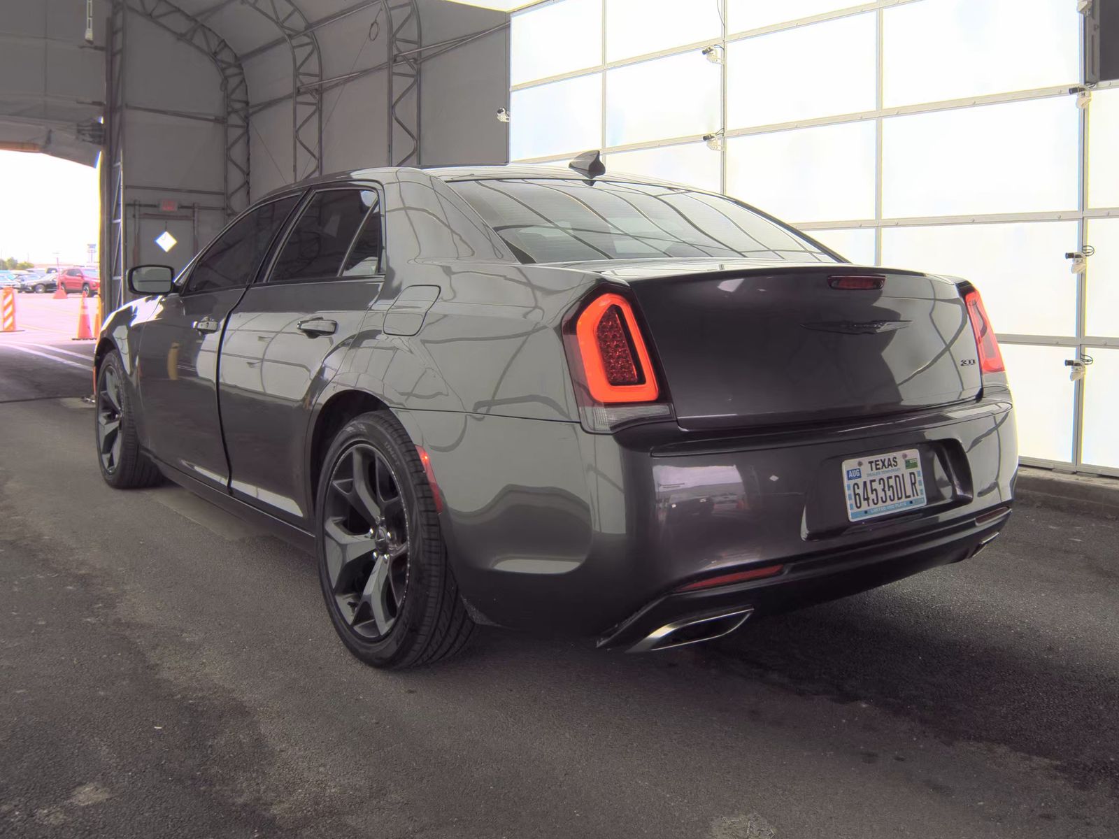 CHRYSLER 300 - 9