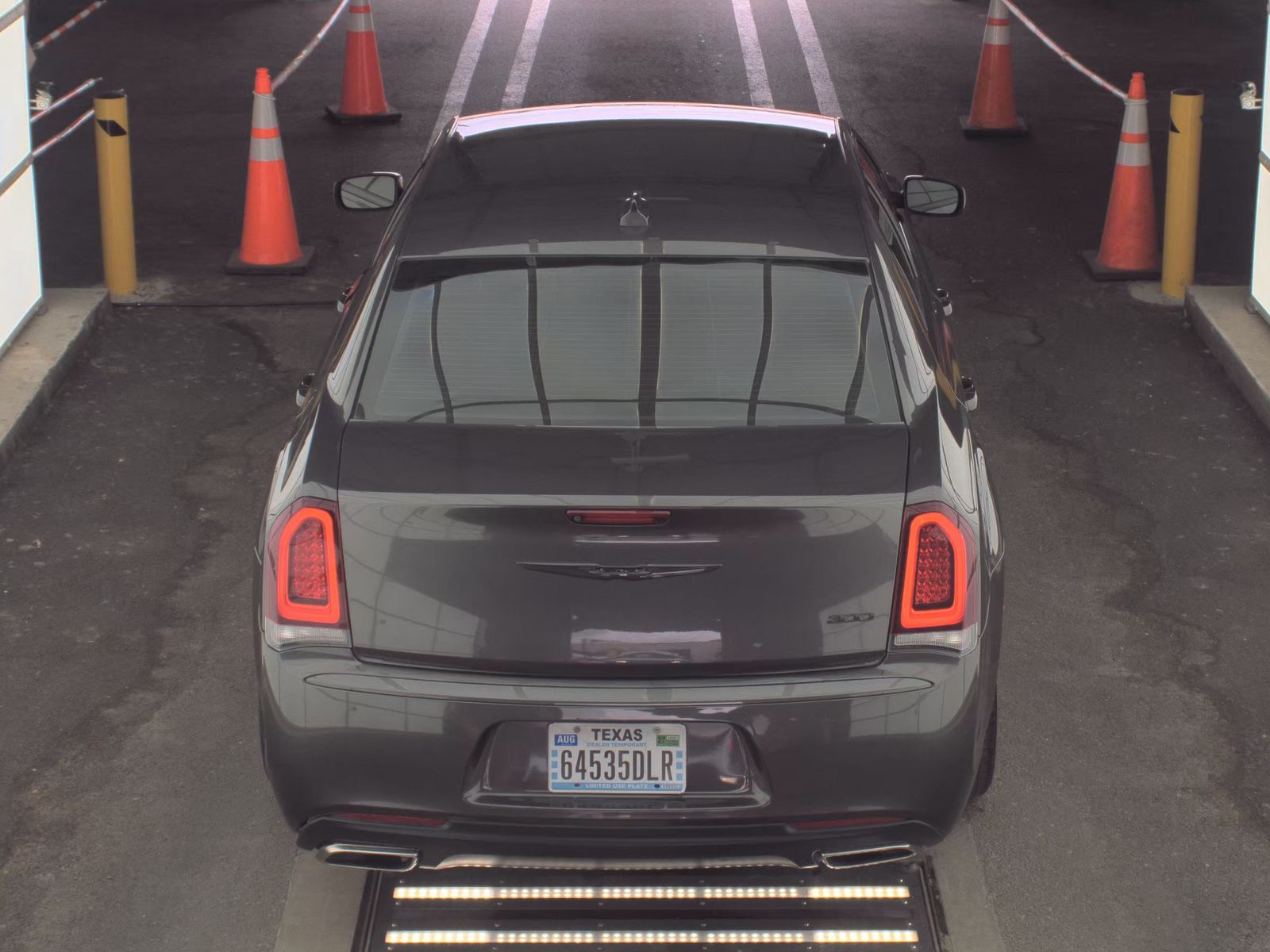 CHRYSLER 300 - 7