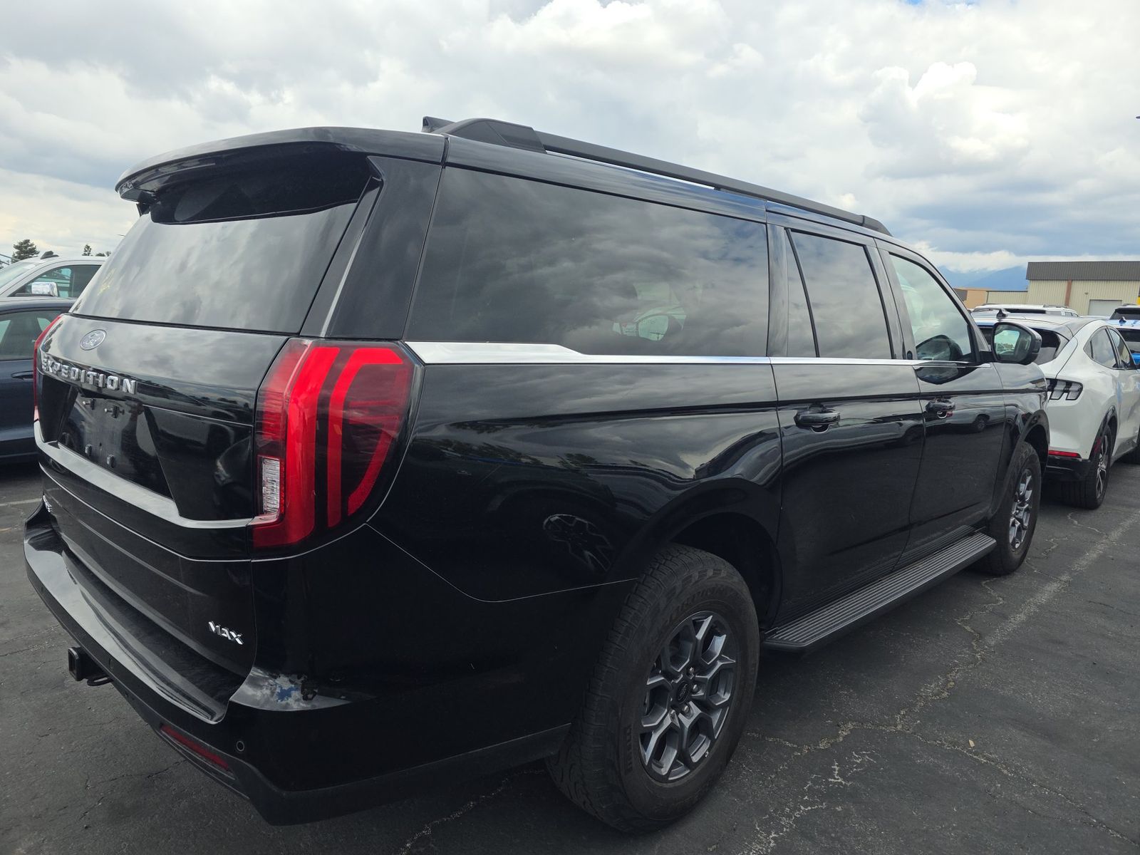 FORD EXPEDITION MAX - 5