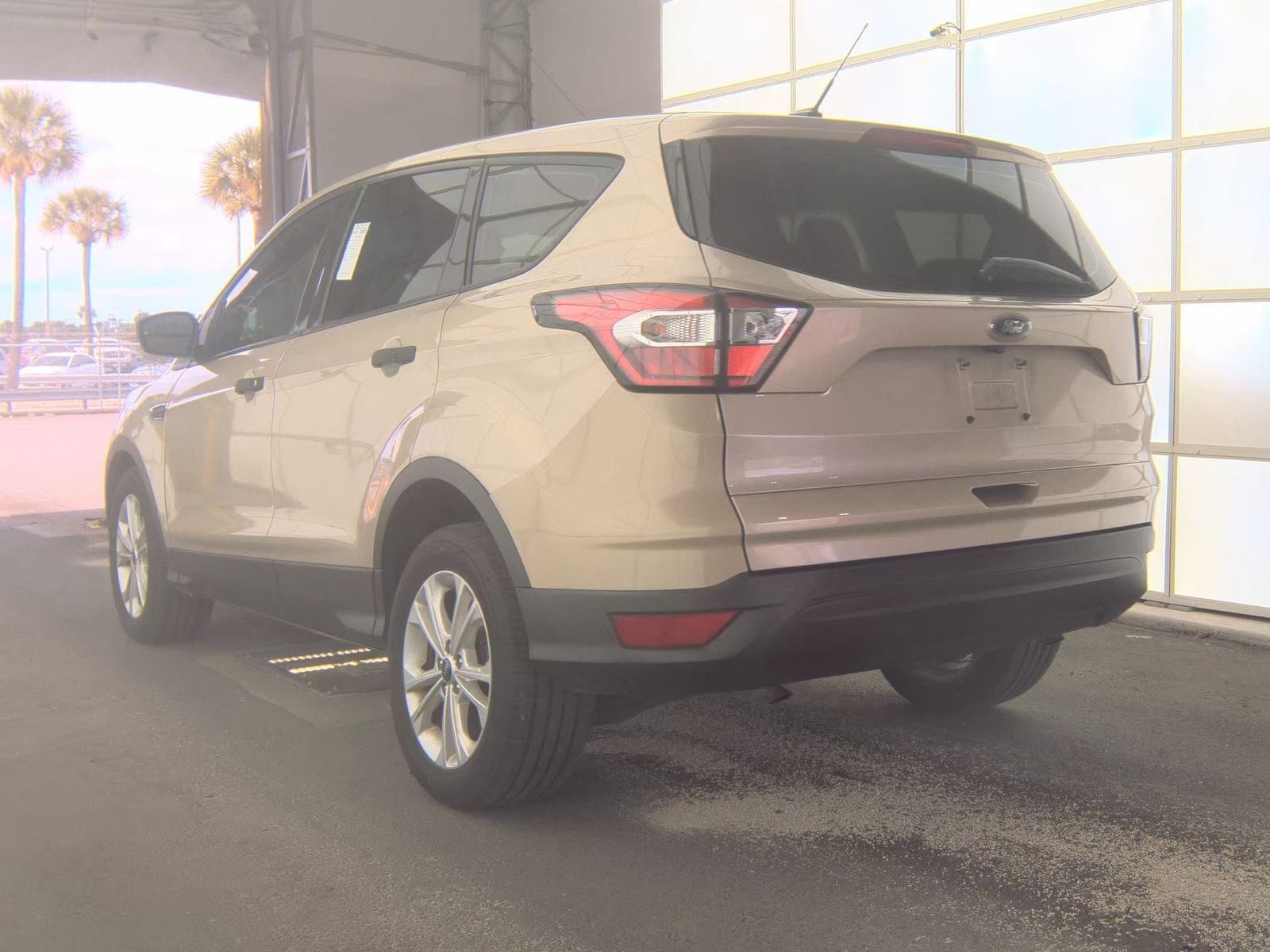 FORD ESCAPE - 9