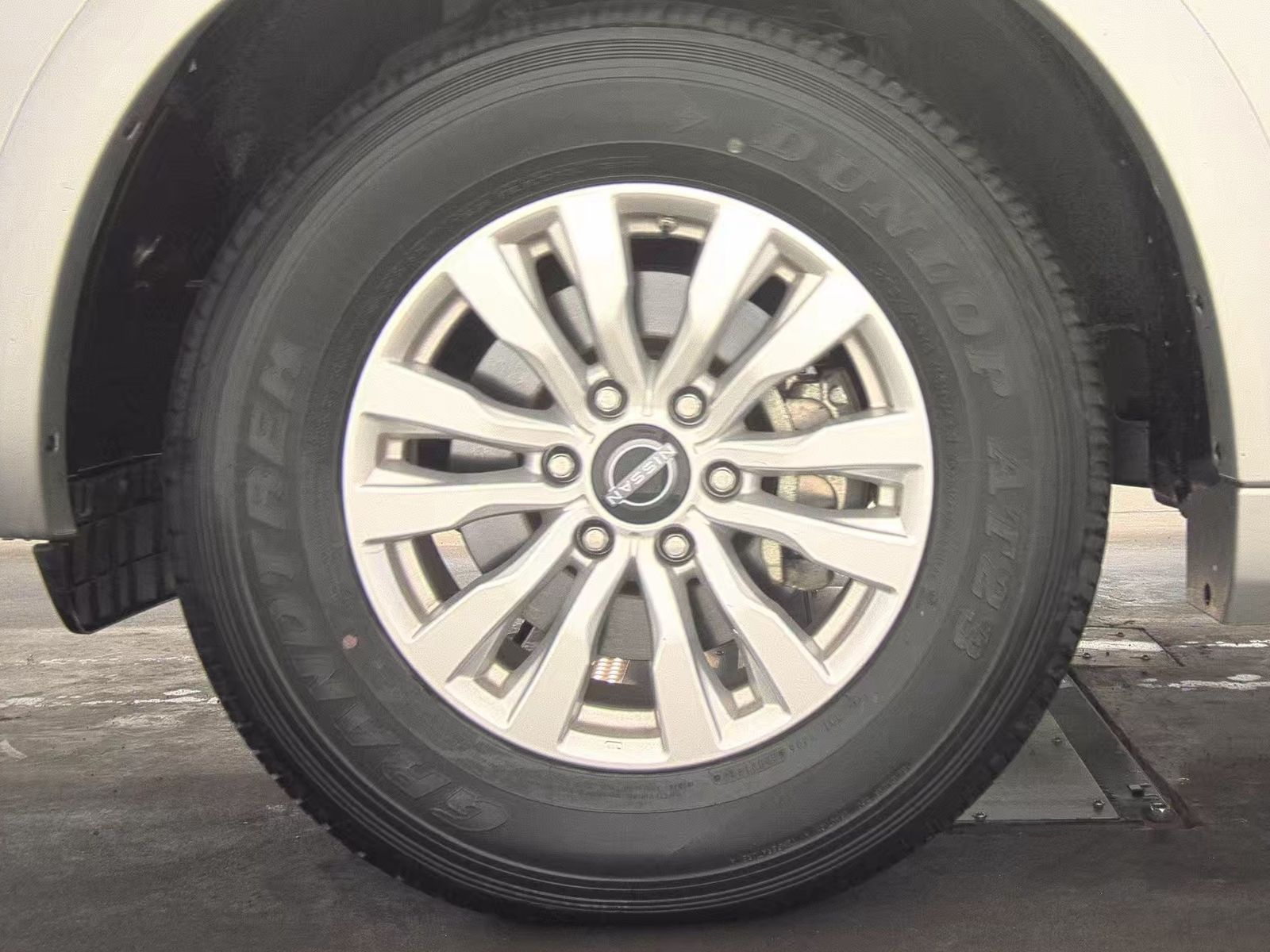 NISSAN ARMADA - 10