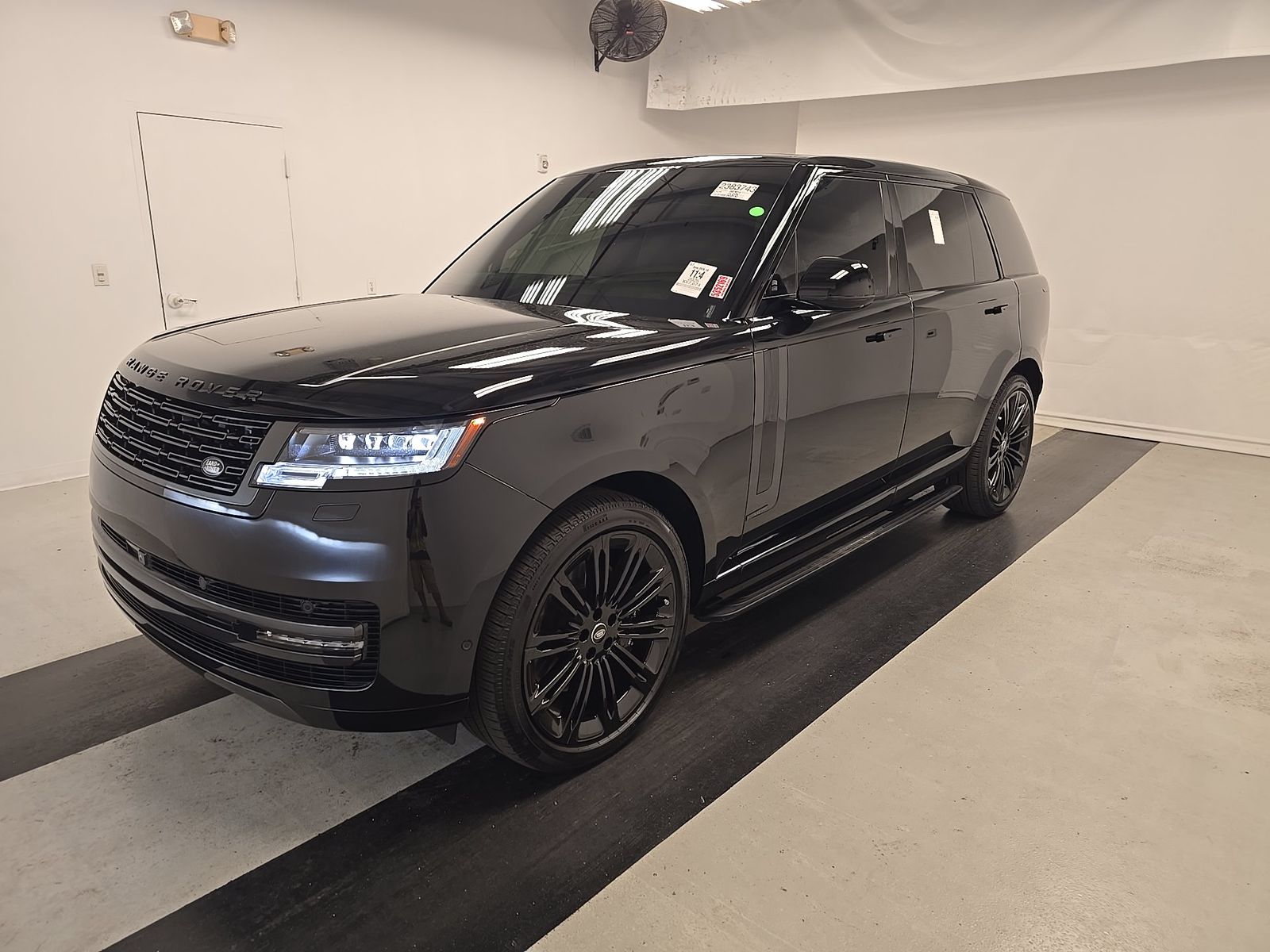 2025 Land Rover Range Rover Autobiography LWB AWD