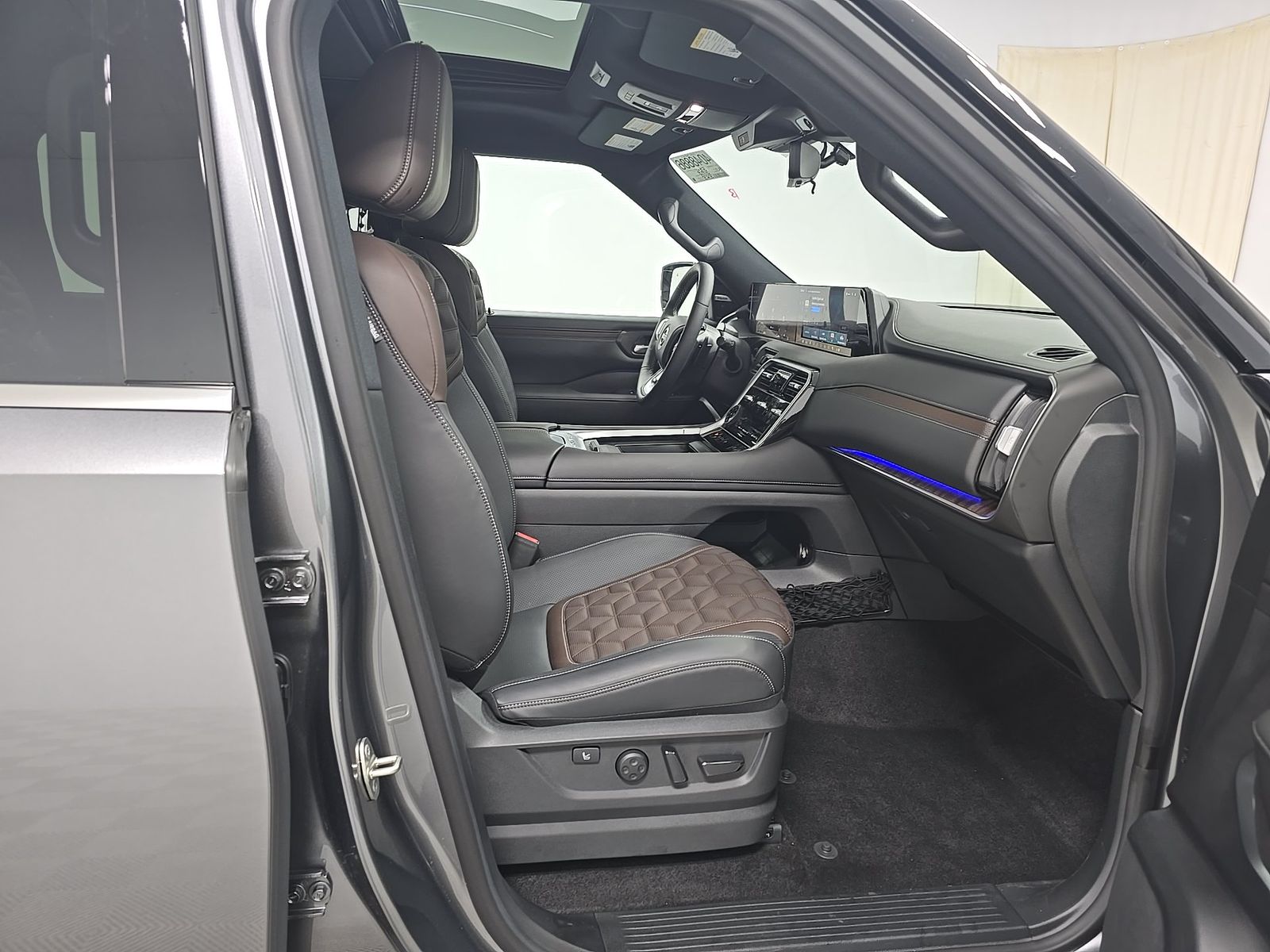 NISSAN ARMADA - 9