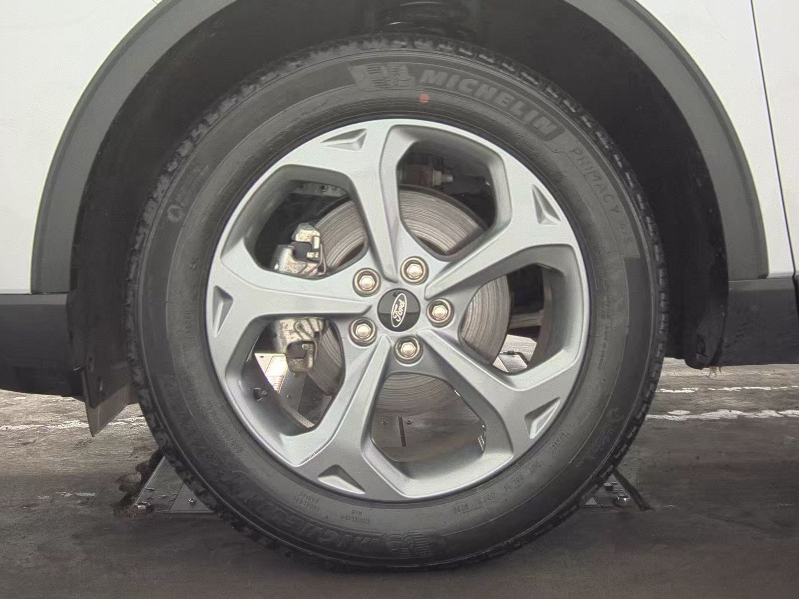 FORD ESCAPE - 10