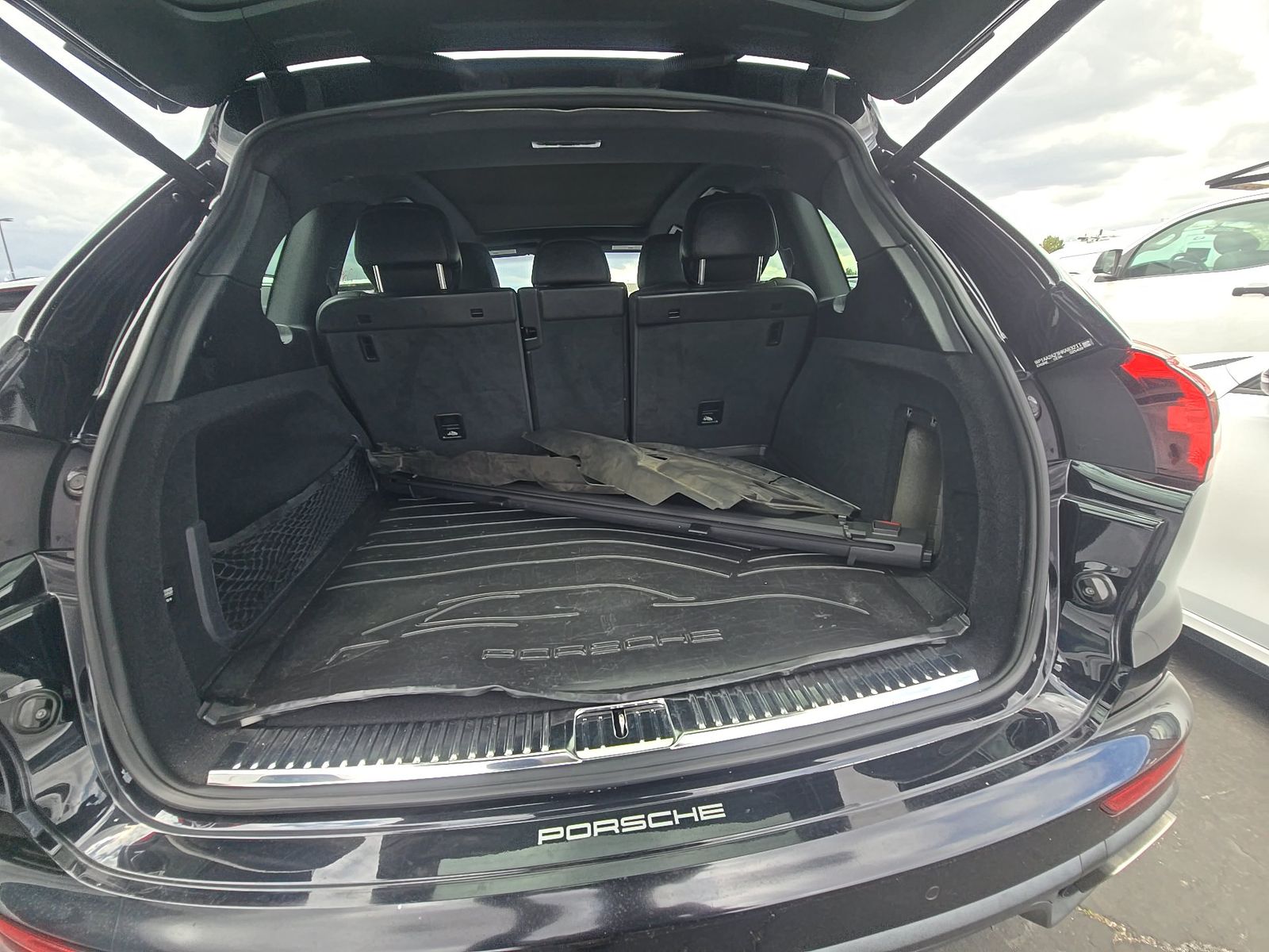 2017 Porsche Cayenne Platinum Edition AWD