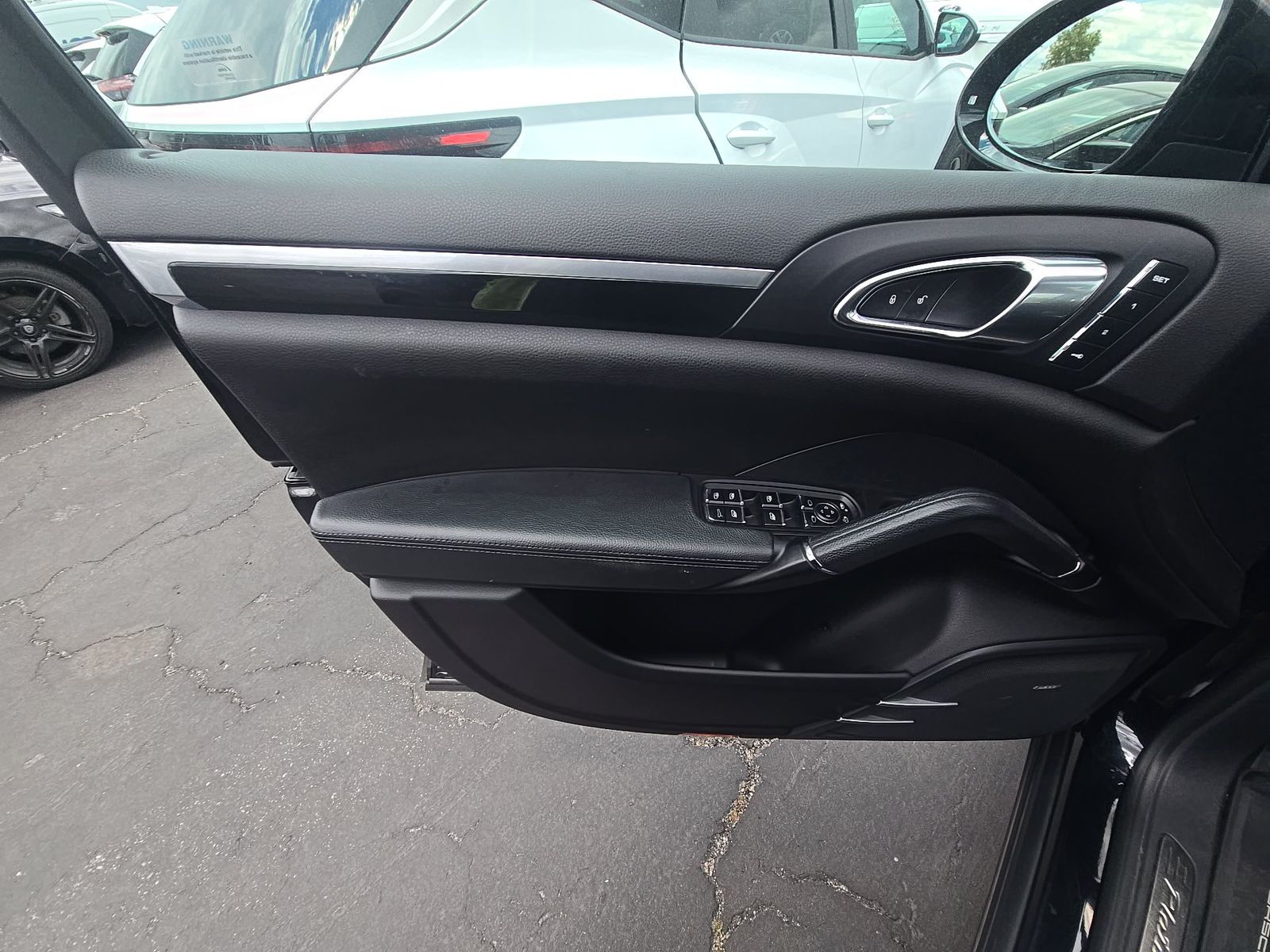 2017 Porsche Cayenne Platinum Edition AWD