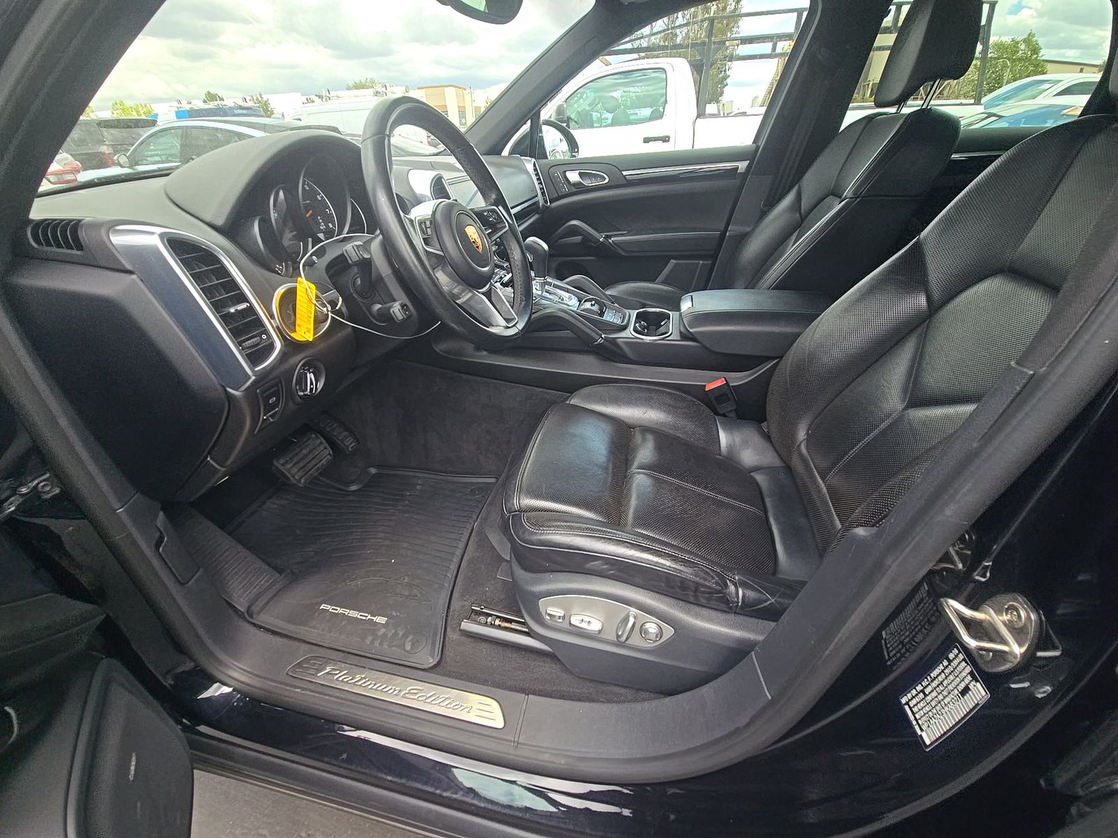 2017 Porsche Cayenne Platinum Edition AWD