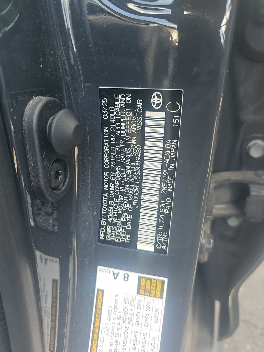 2025 Toyota Corolla Hybrid LE FWD