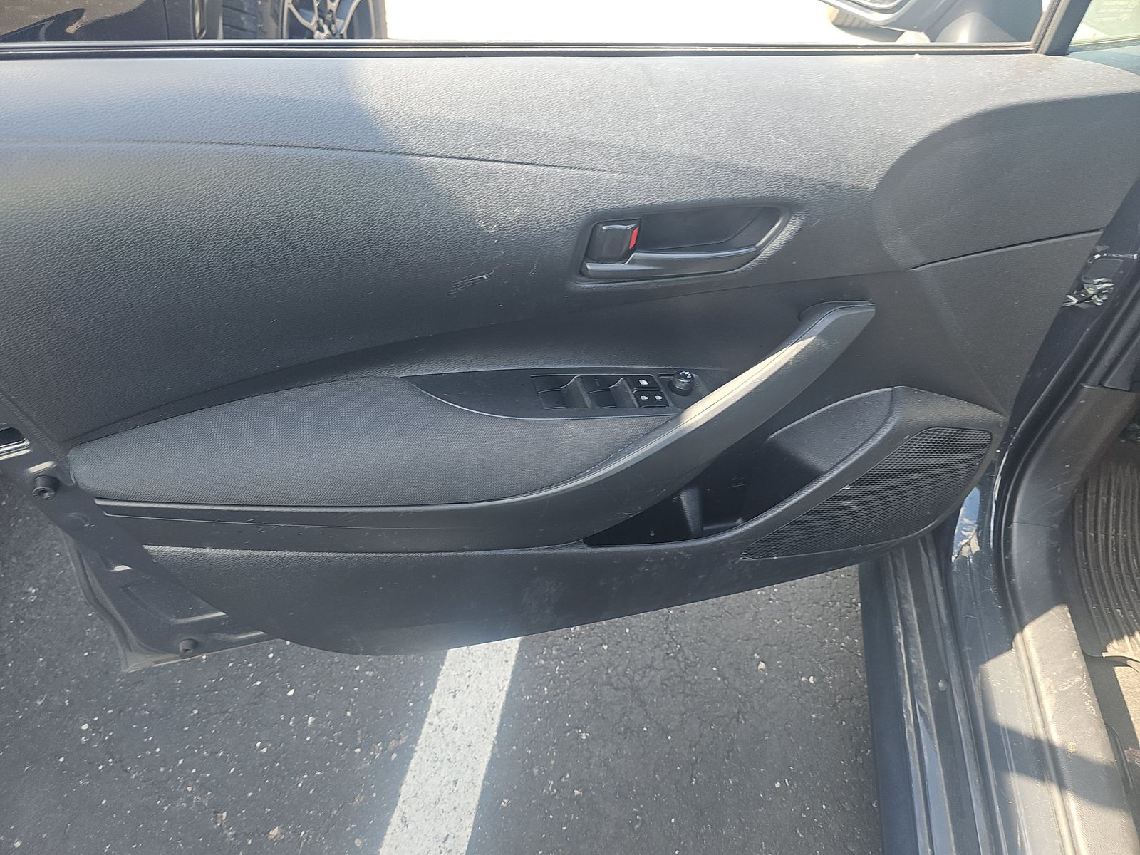 2025 Toyota Corolla Hybrid LE FWD