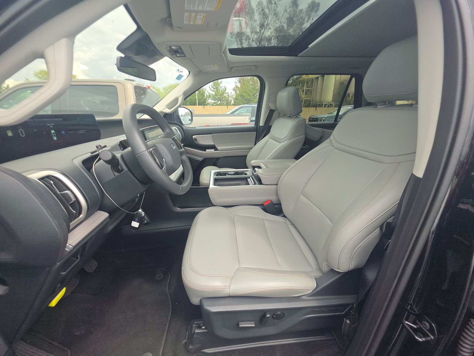 FORD EXPEDITION - 8