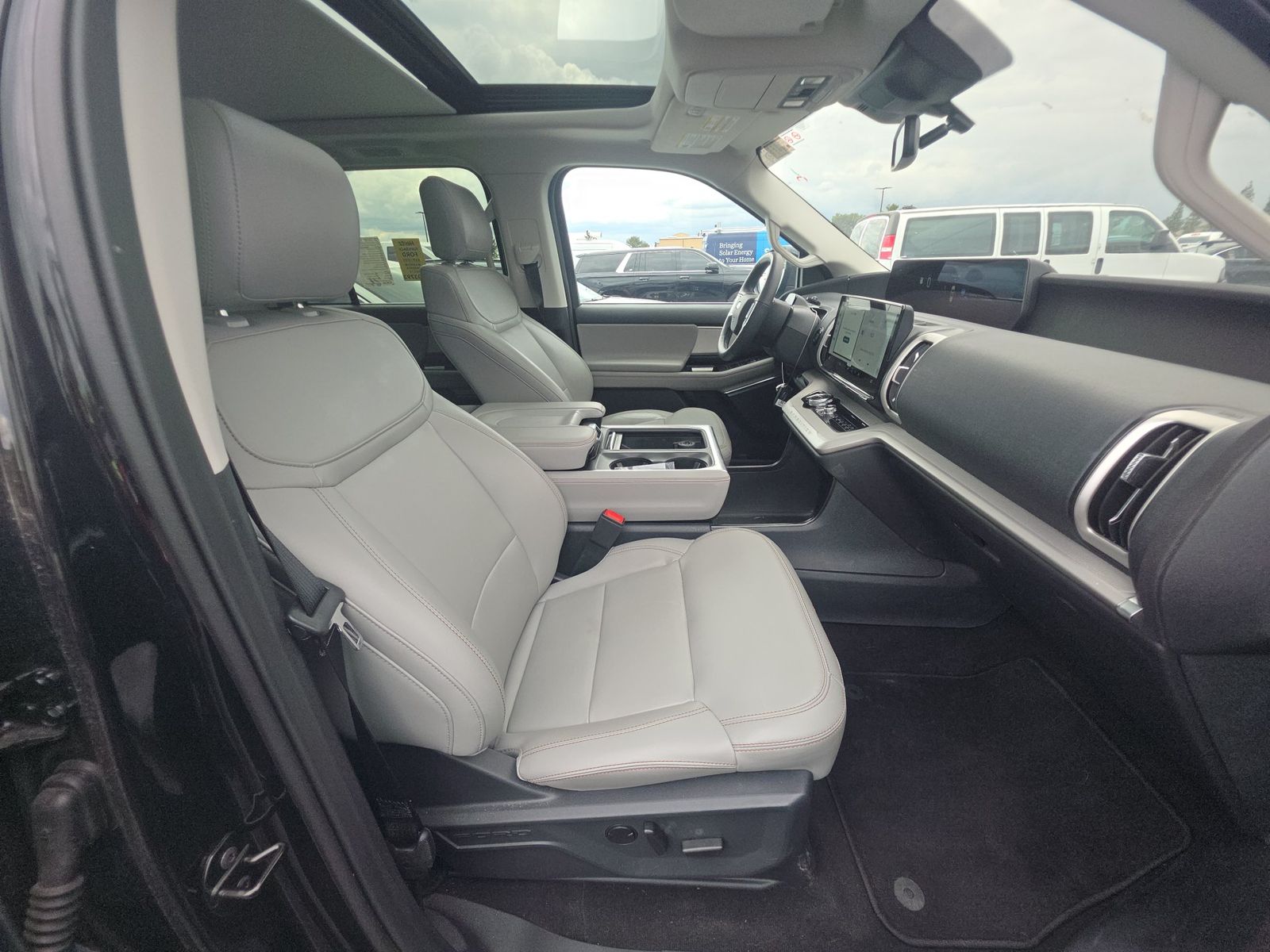 FORD EXPEDITION - 9