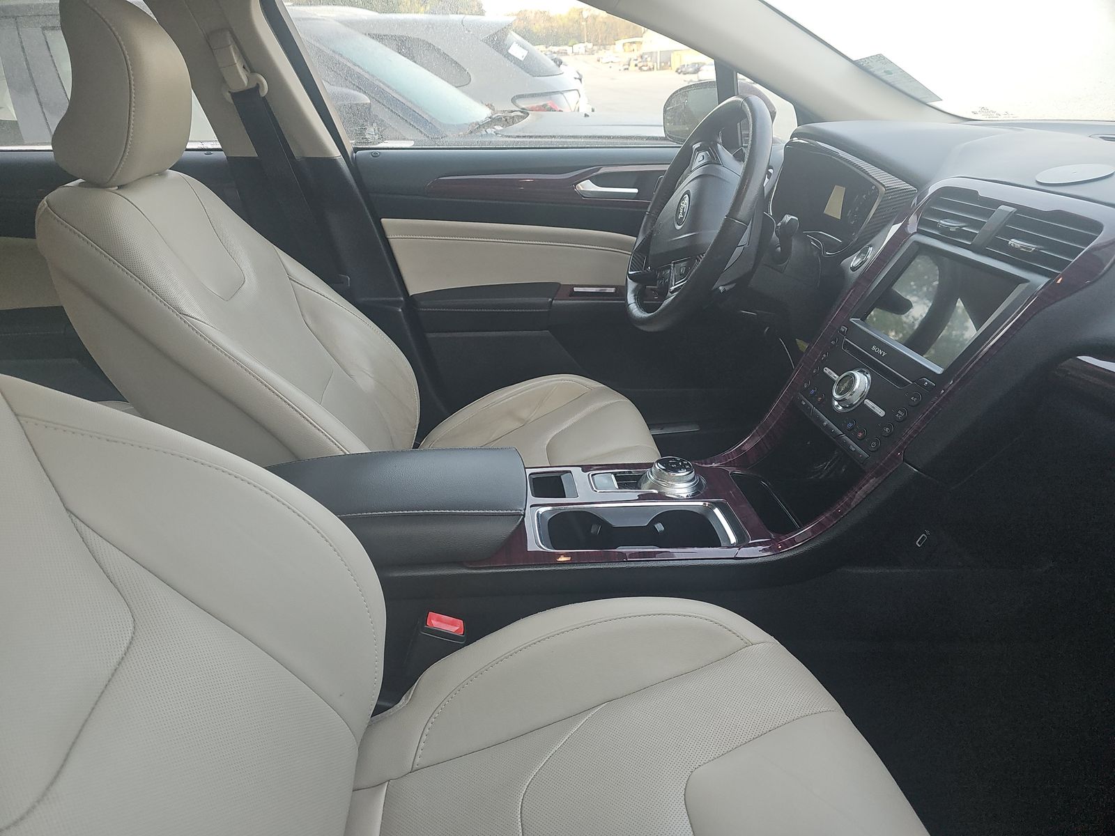 FORD FUSION - 9
