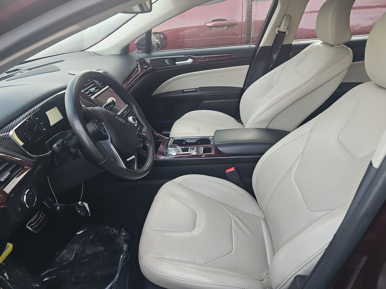 FORD FUSION - 8