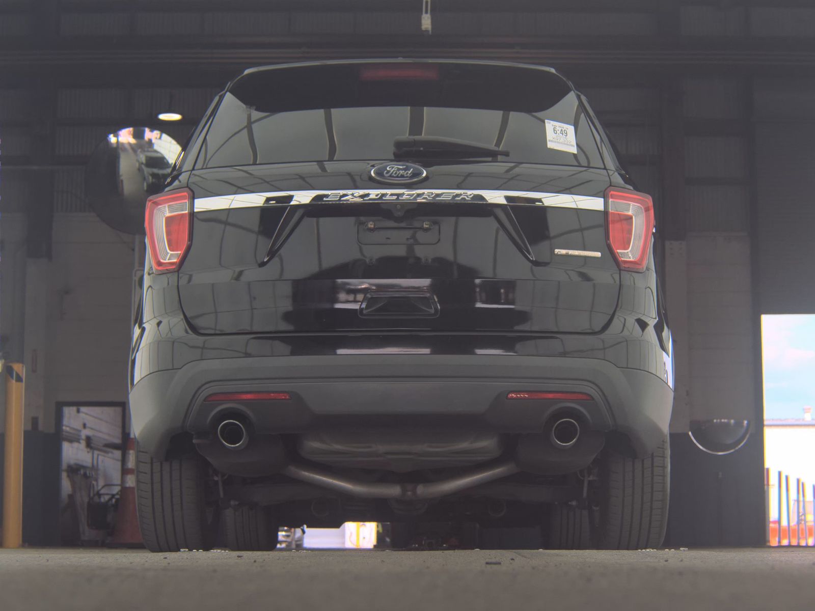 FORD EXPLORER - 8