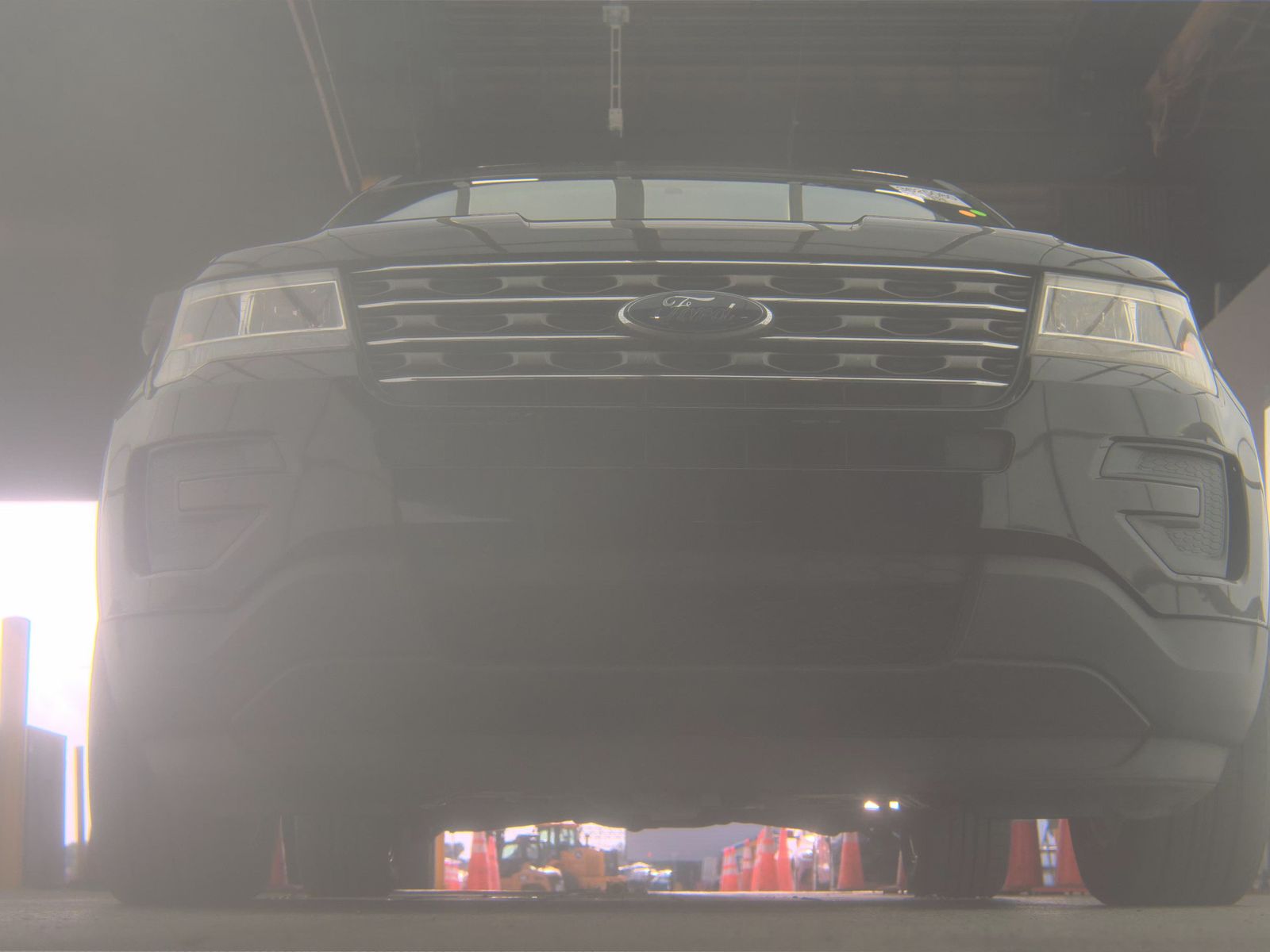 FORD EXPLORER - 4
