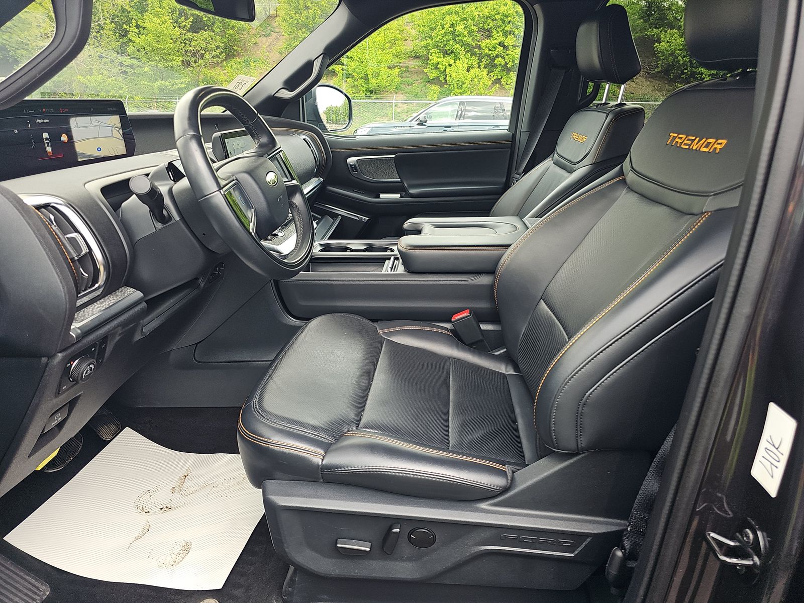 FORD EXPEDITION - 1