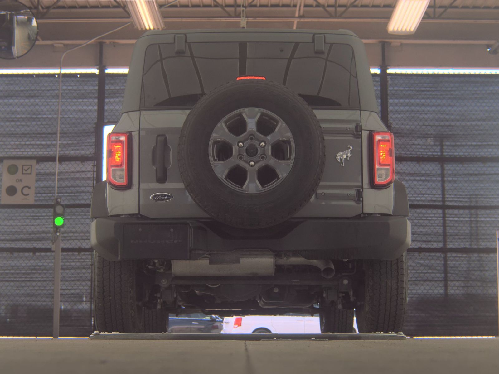 FORD BRONCO - 8