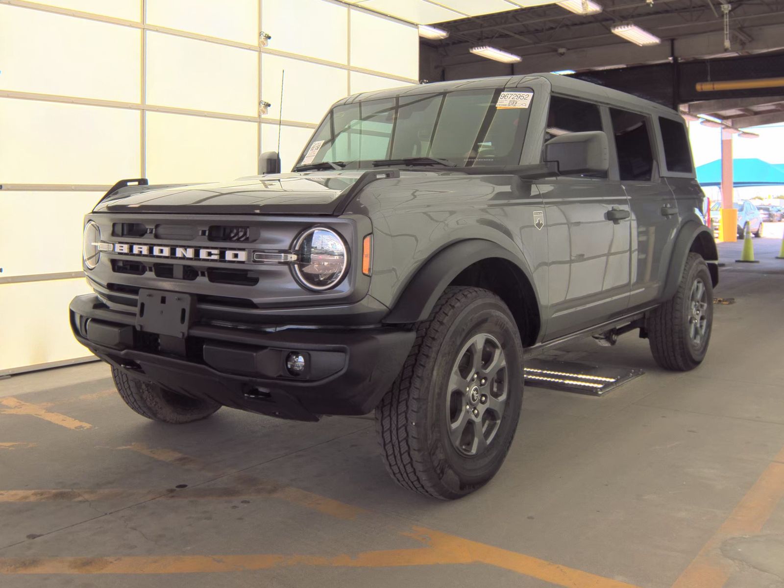 FORD BRONCO - 1