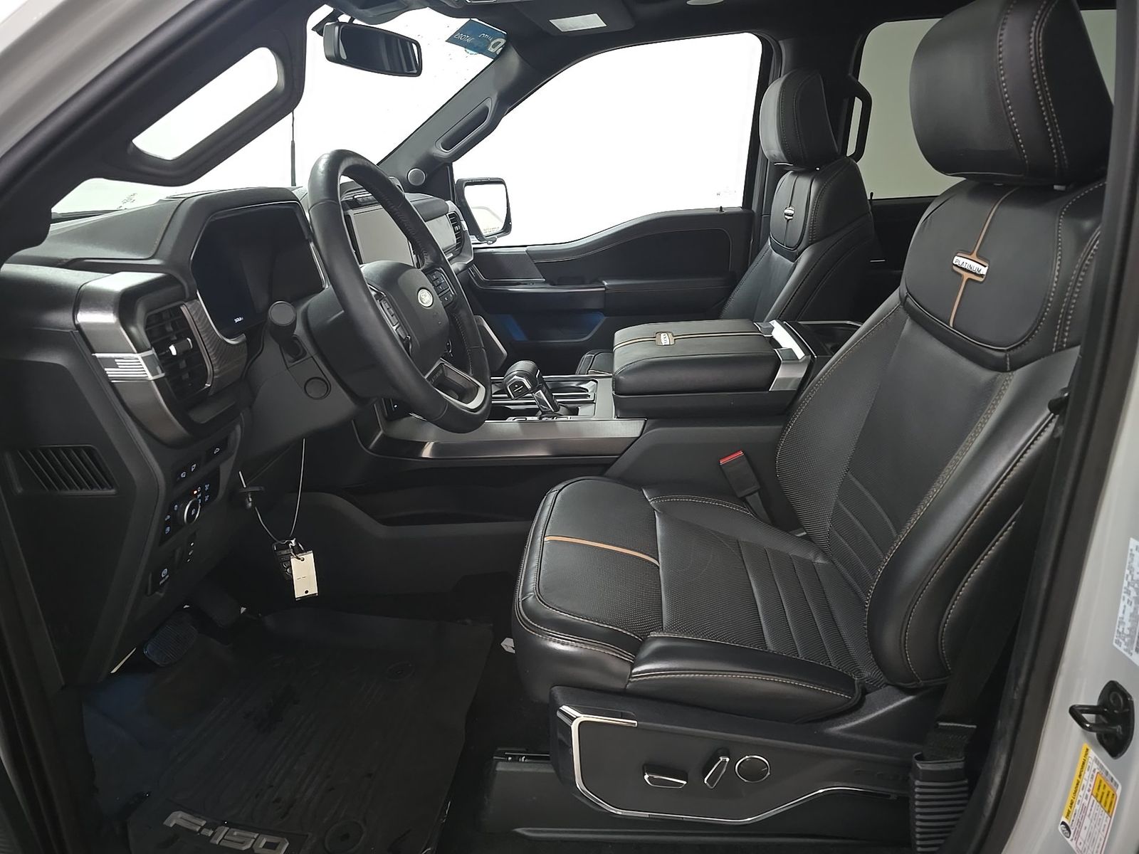 FORD F-150 - 8