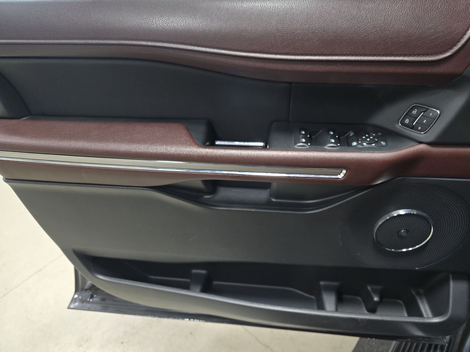 FORD EXPEDITION MAX - 10