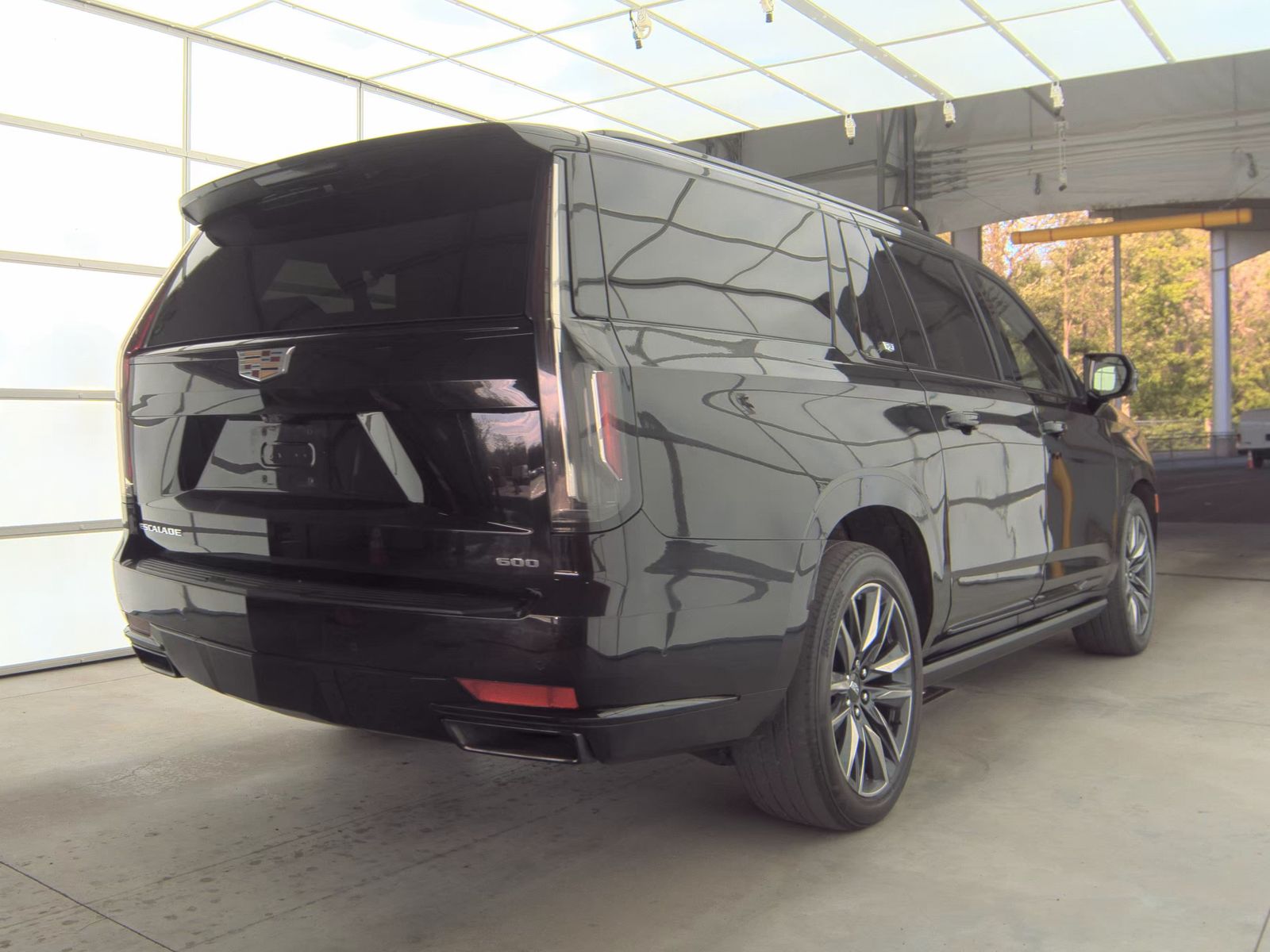 2023 Cadillac Escalade ESV Sport AWD