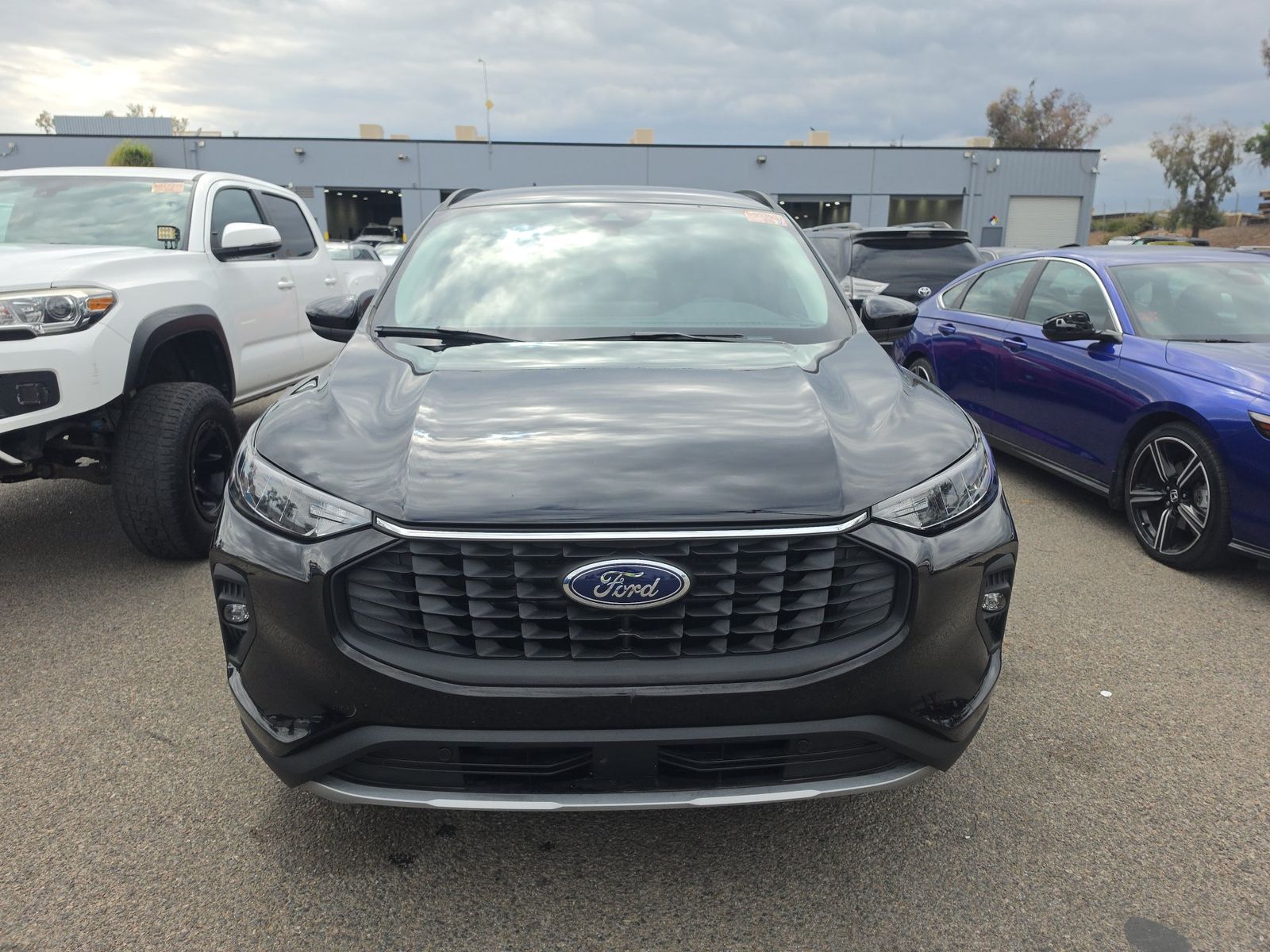 FORD ESCAPE - 3