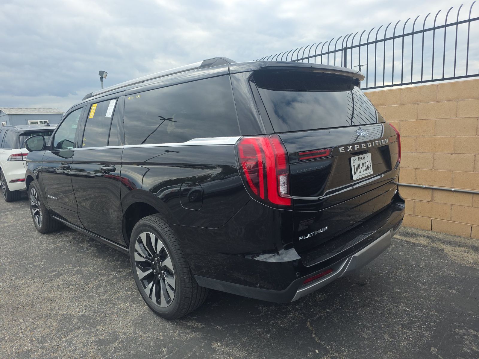 FORD EXPEDITION MAX - 7