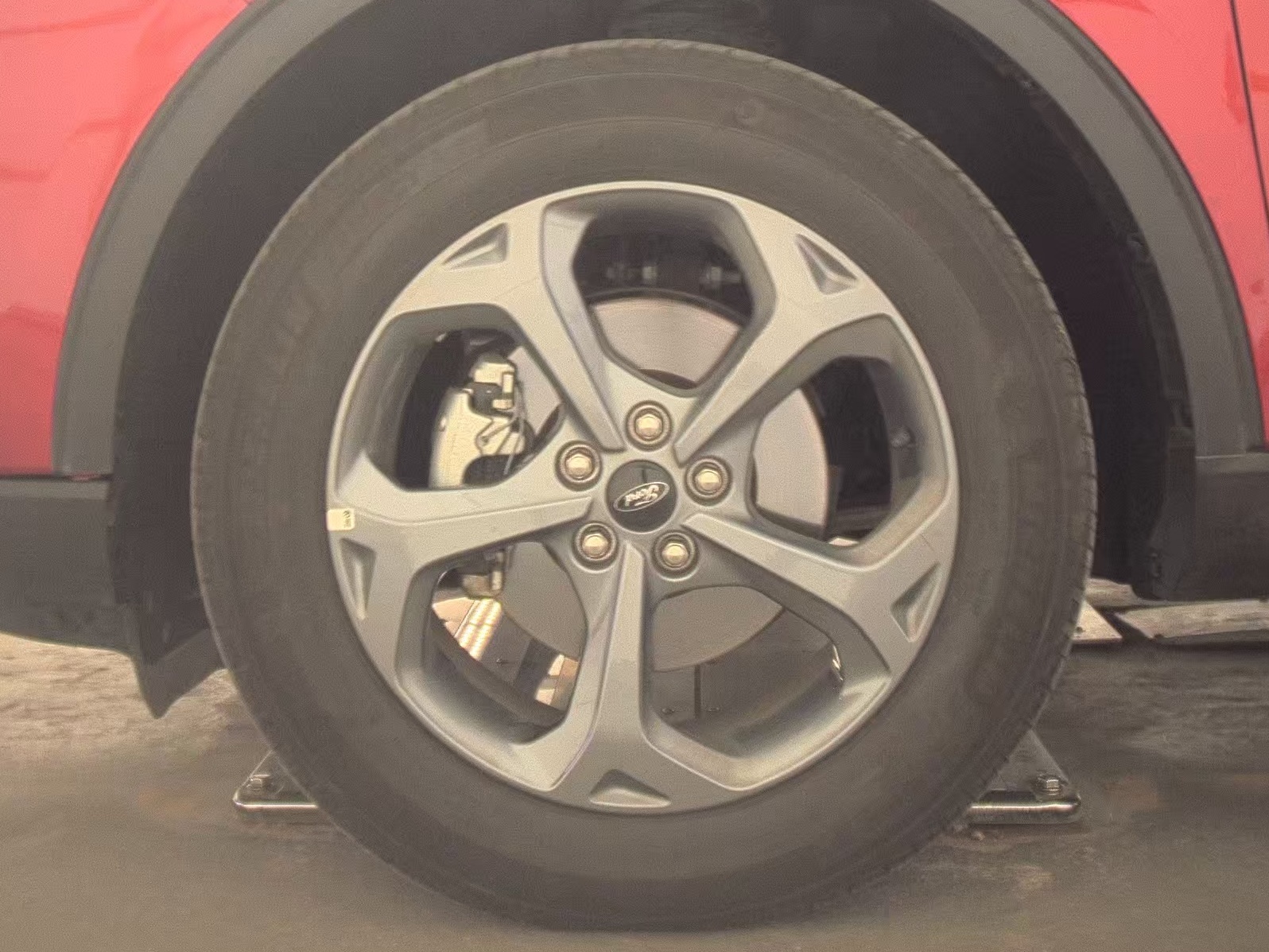FORD ESCAPE - 10