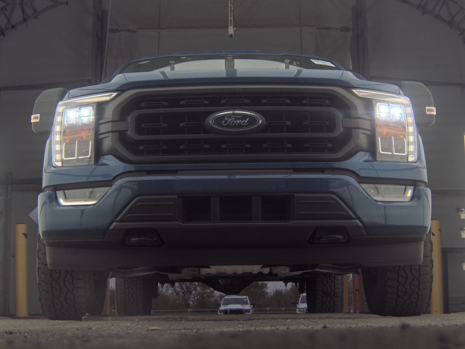 FORD F-150 - 4