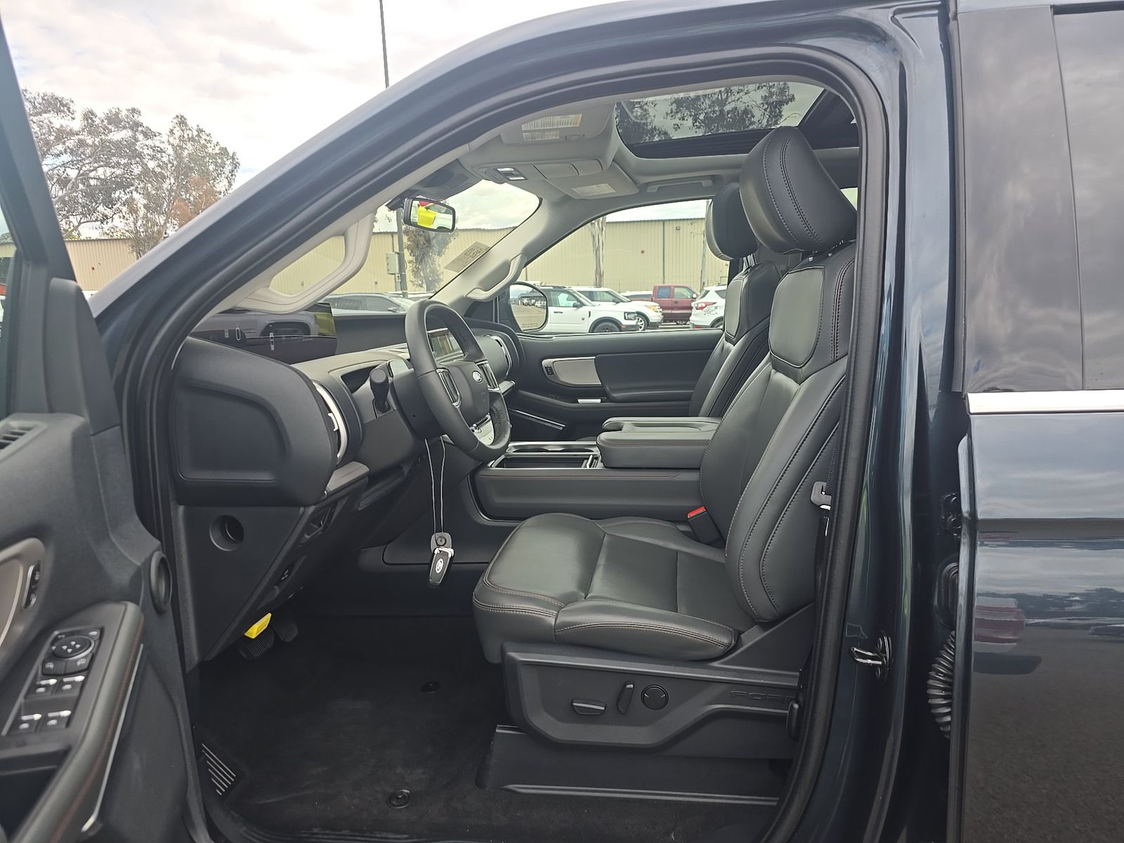 FORD EXPEDITION MAX - 8