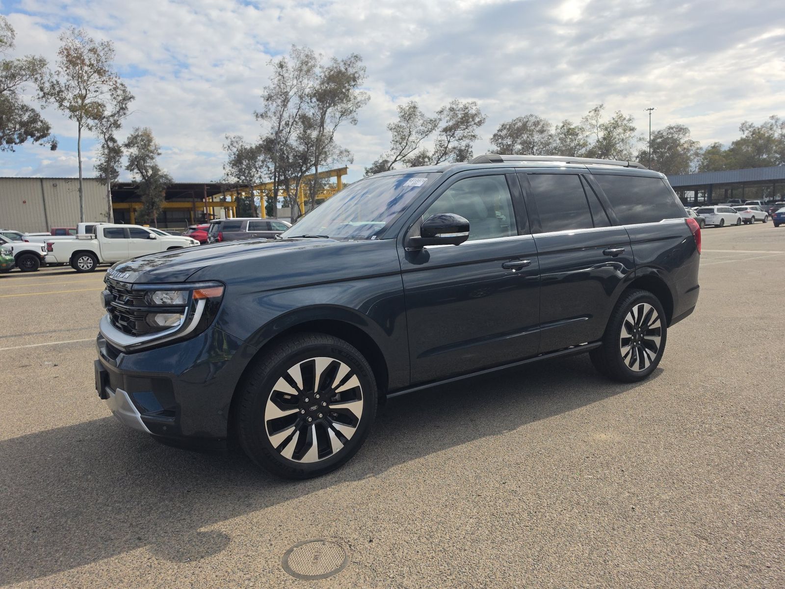 FORD EXPEDITION - 1