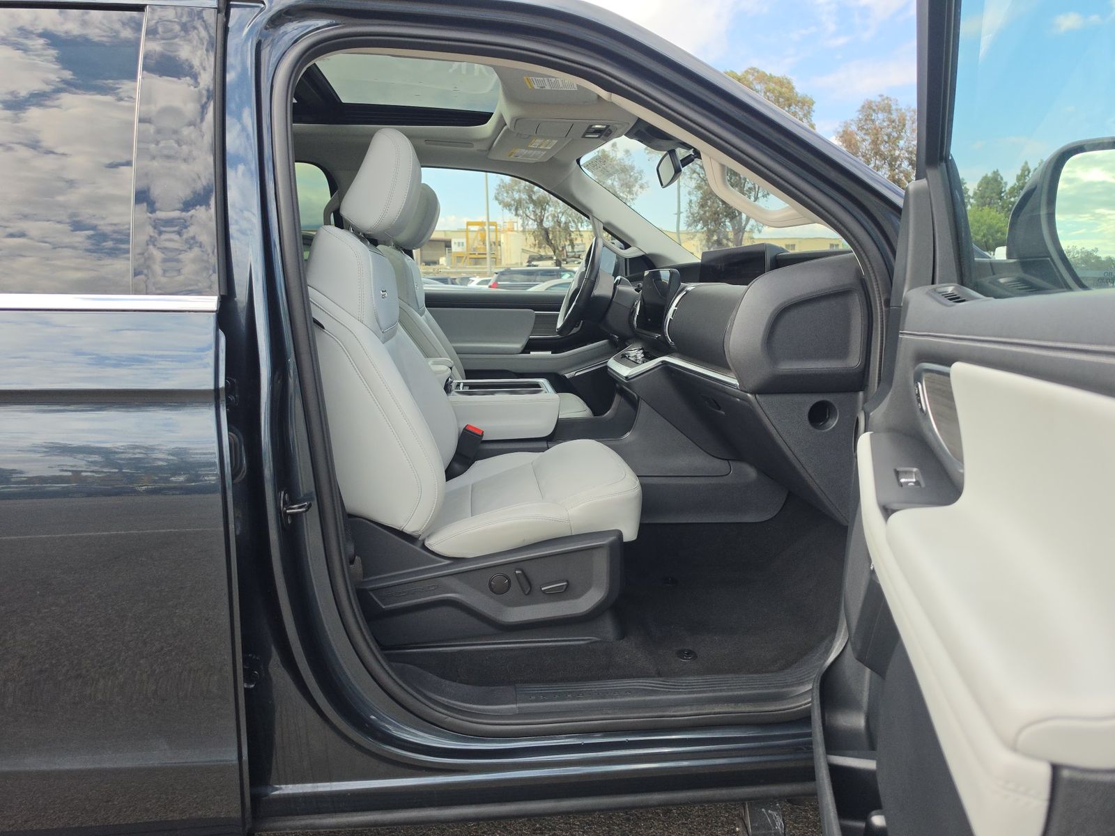 FORD EXPEDITION - 9
