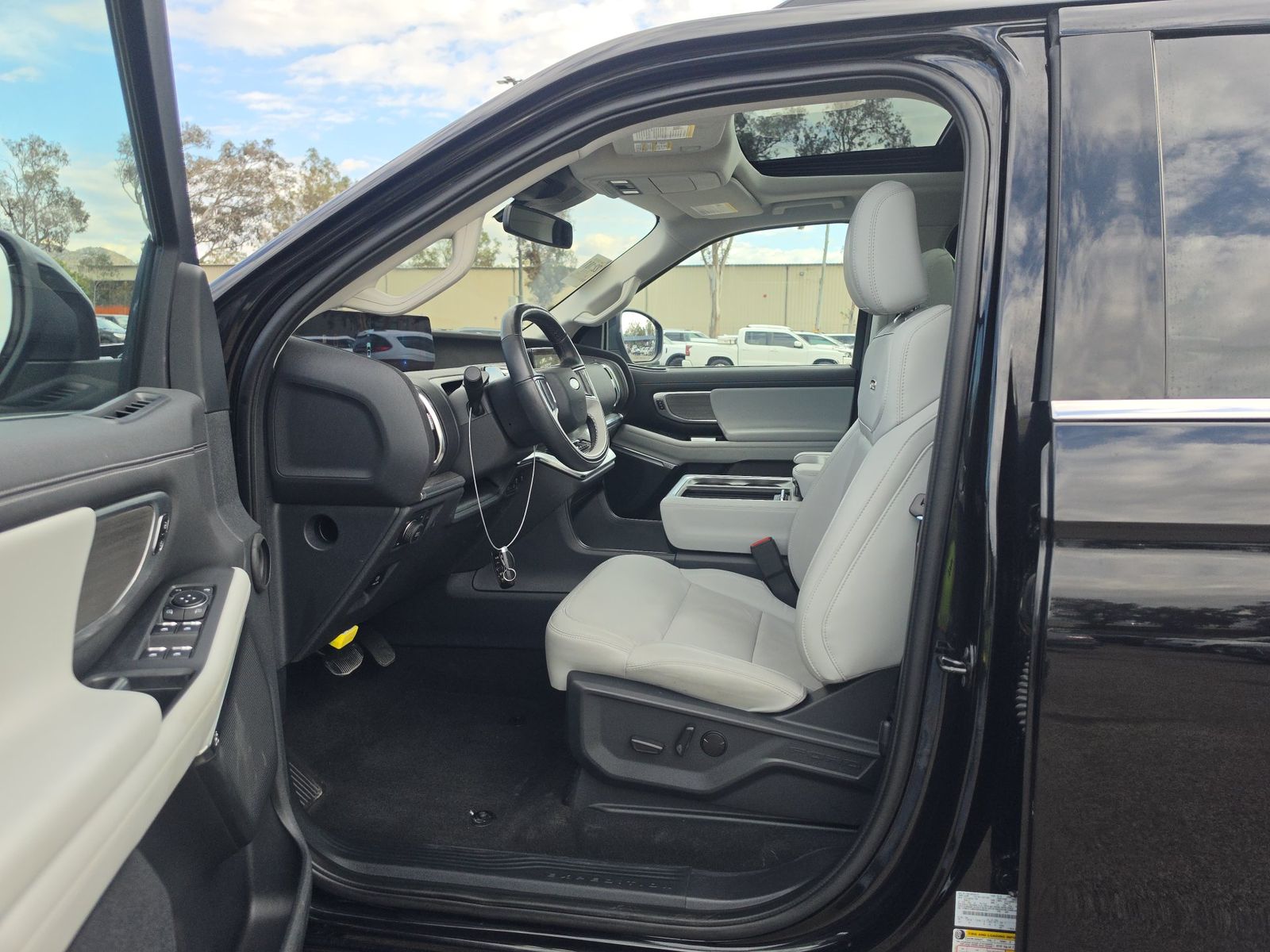 FORD EXPEDITION - 8