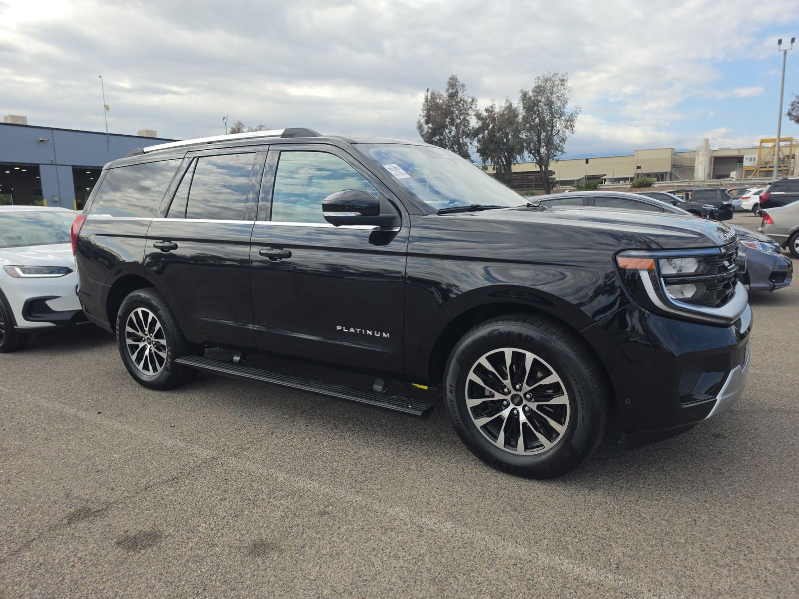FORD EXPEDITION - 4