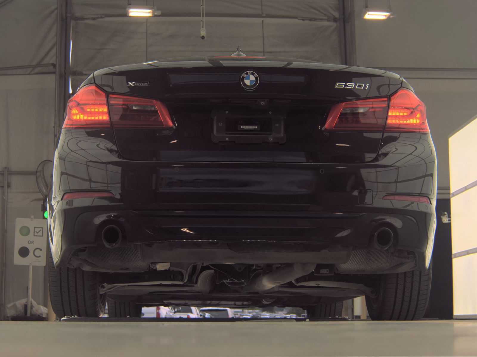 BMW 5 SERIES - 8