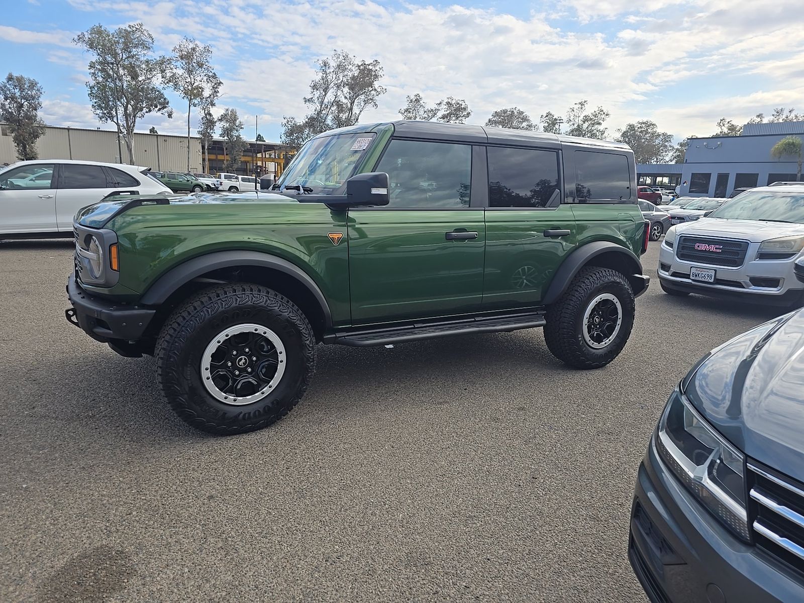 FORD BRONCO - 1