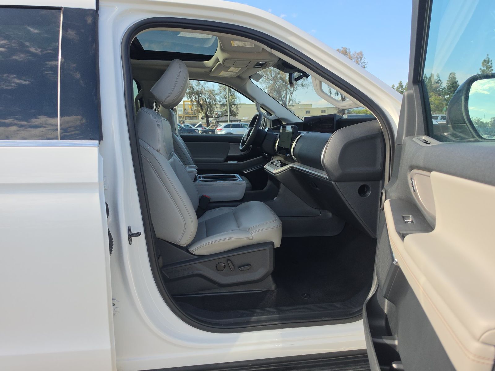 FORD EXPEDITION MAX - 9