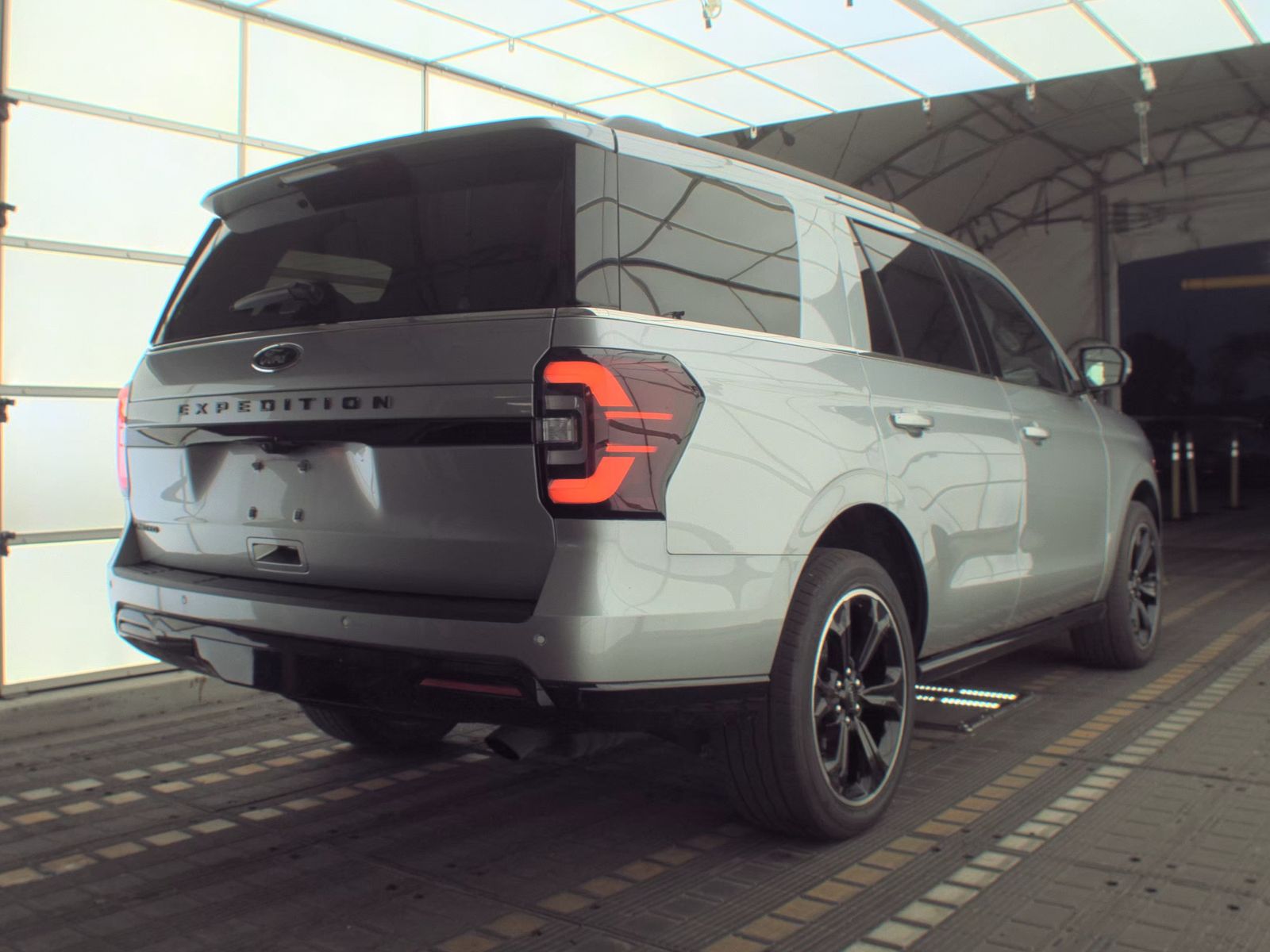 FORD EXPEDITION - 6