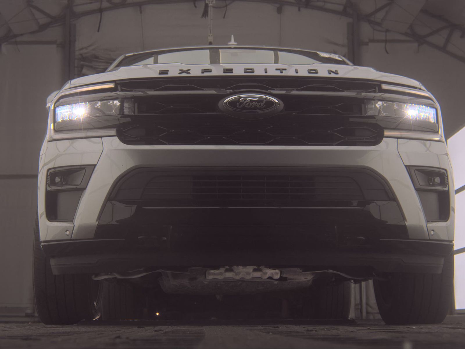 FORD EXPEDITION - 4