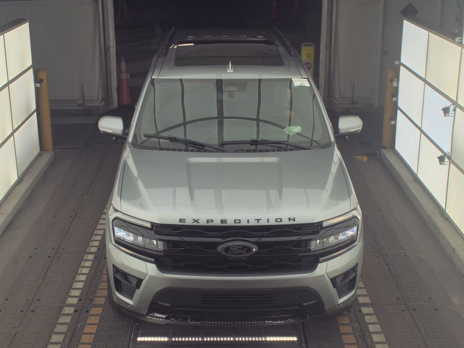 FORD EXPEDITION - 3