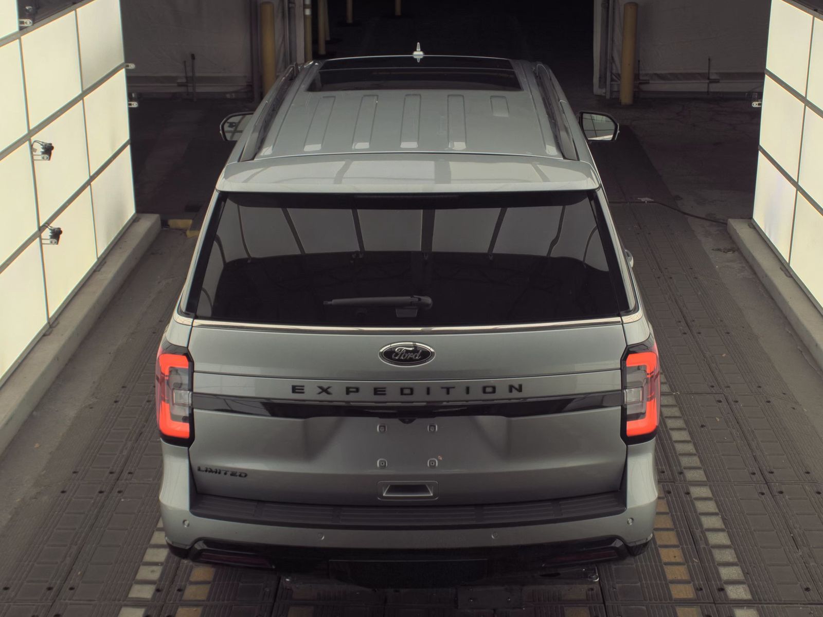 FORD EXPEDITION - 7
