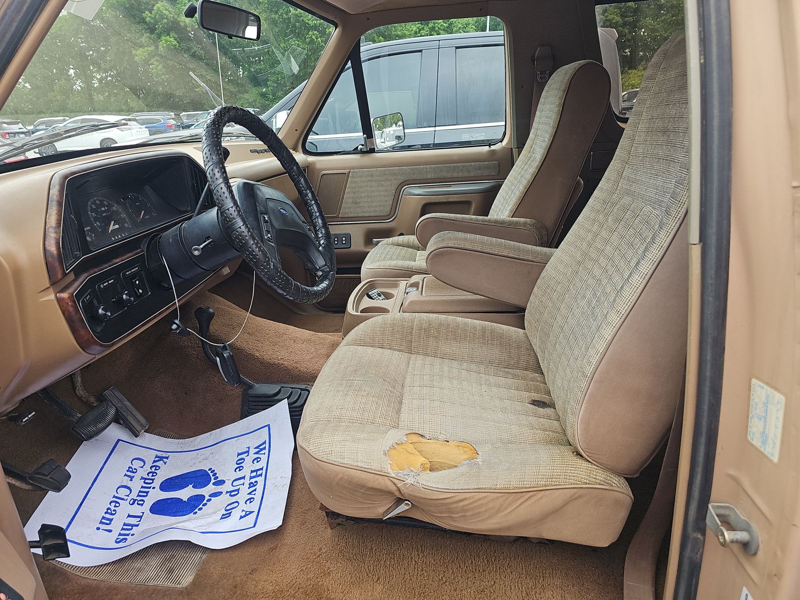 FORD BRONCO - 8