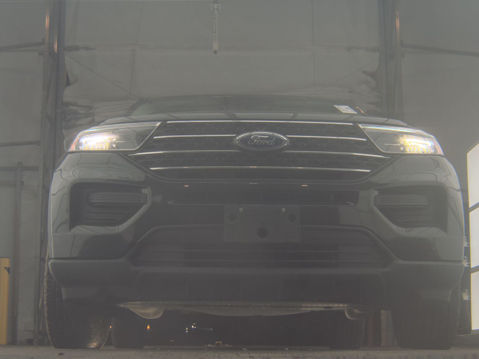 FORD EXPLORER - 4