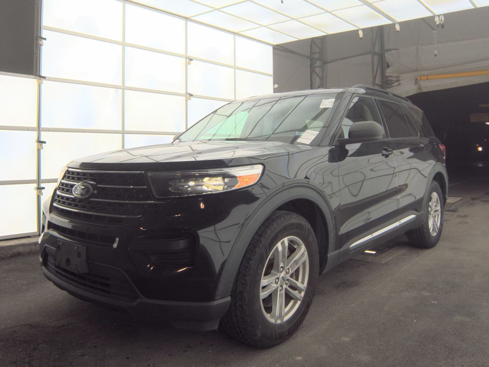 FORD EXPLORER - 1