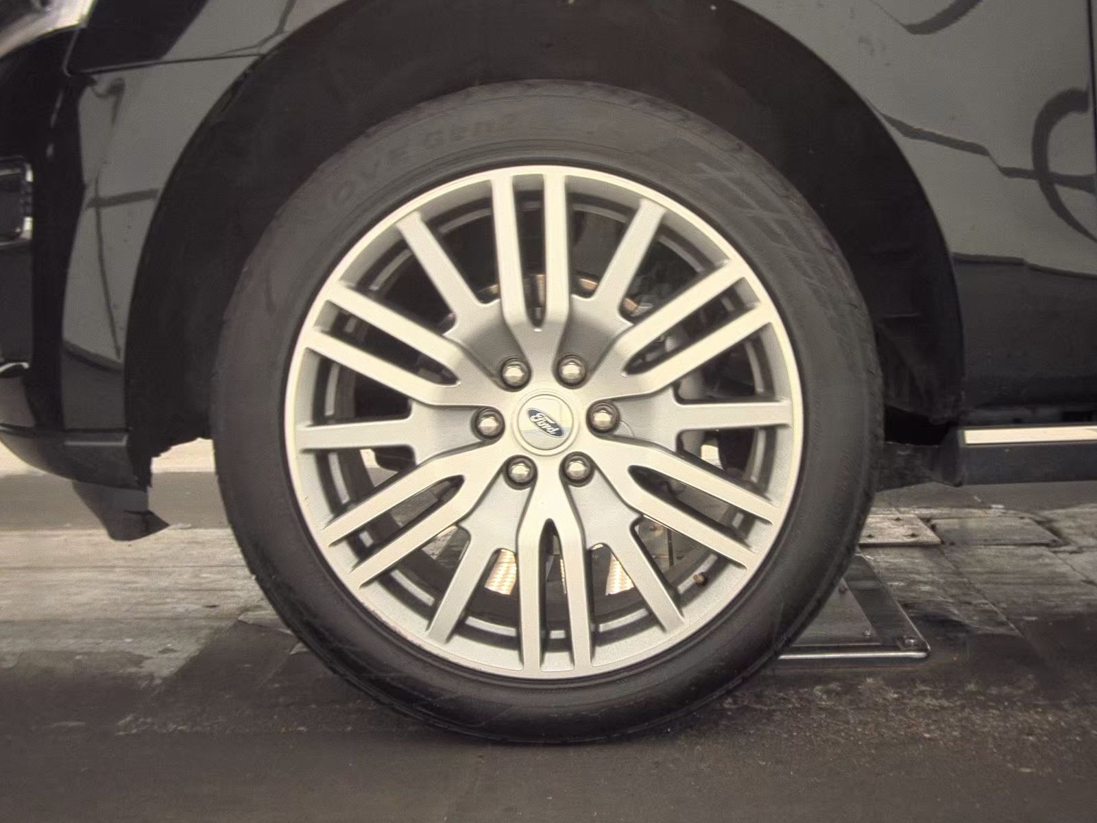 FORD EXPEDITION MAX - 10