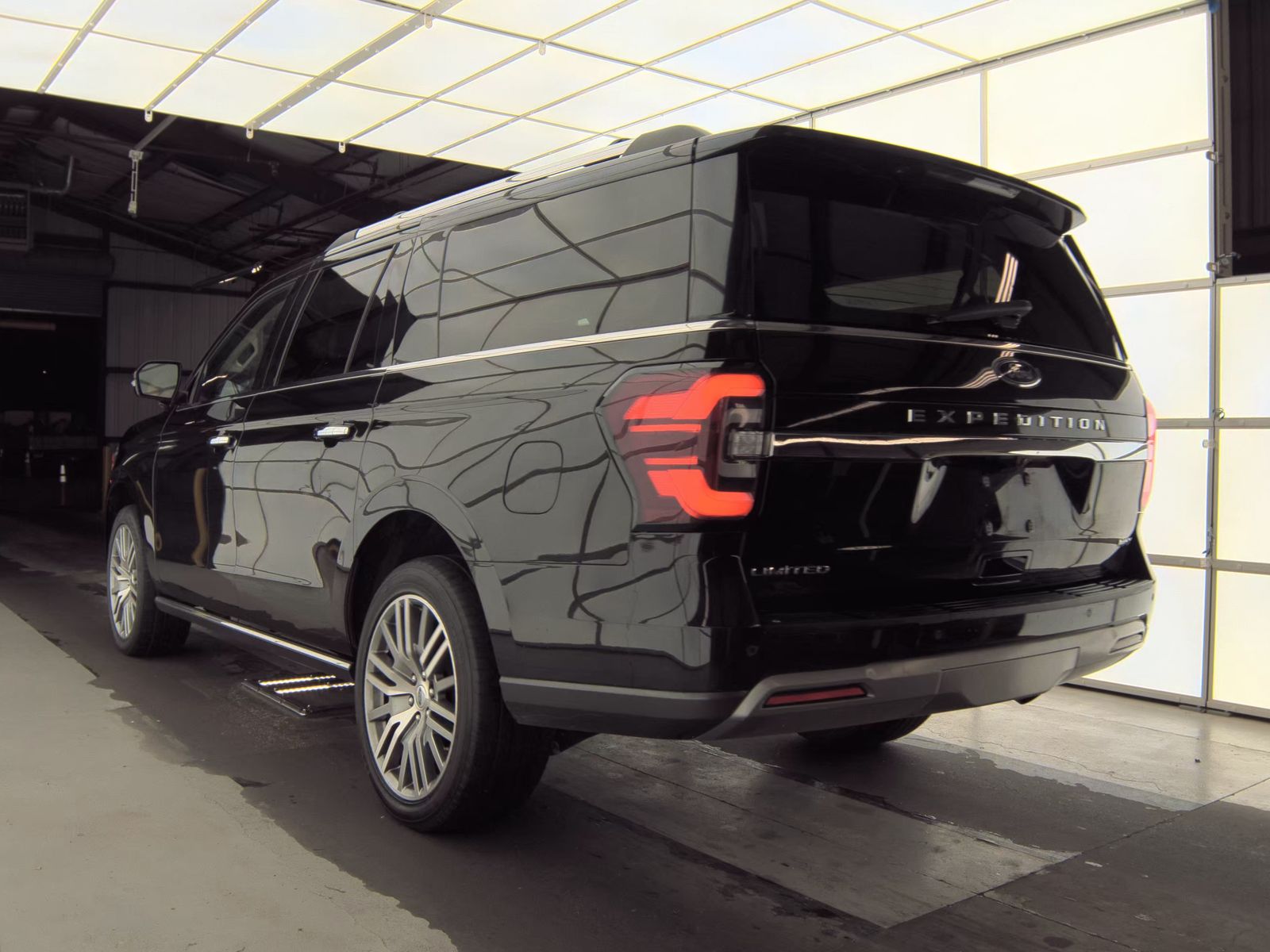 FORD EXPEDITION MAX - 9