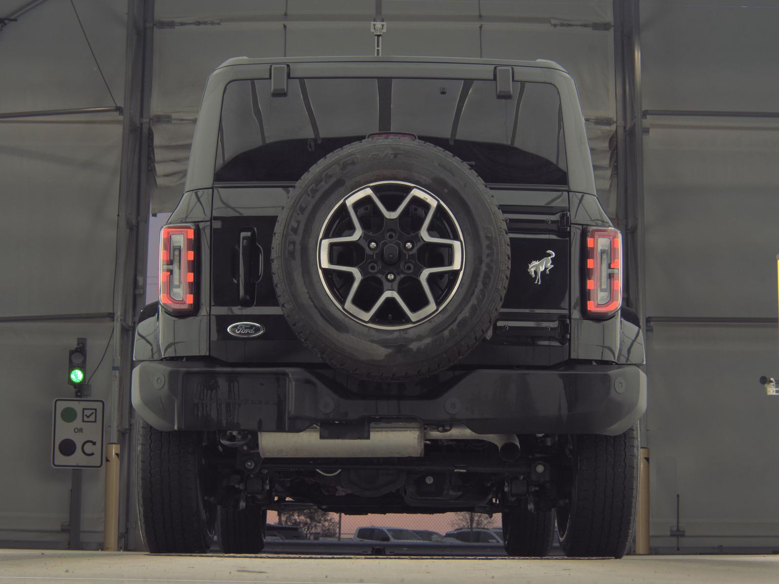 FORD BRONCO - 8