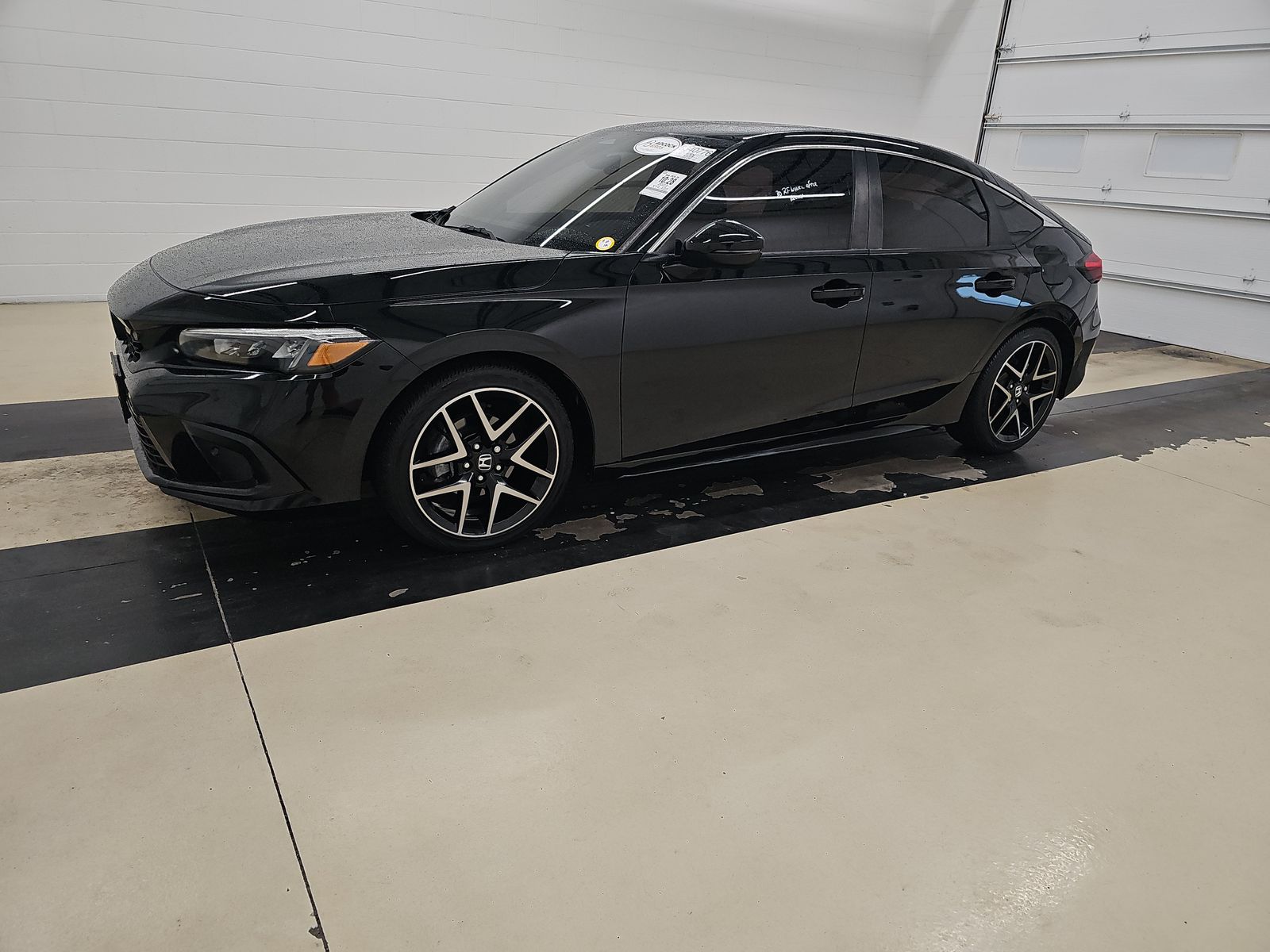 2023 Honda Civic Sport Touring CVT's photo