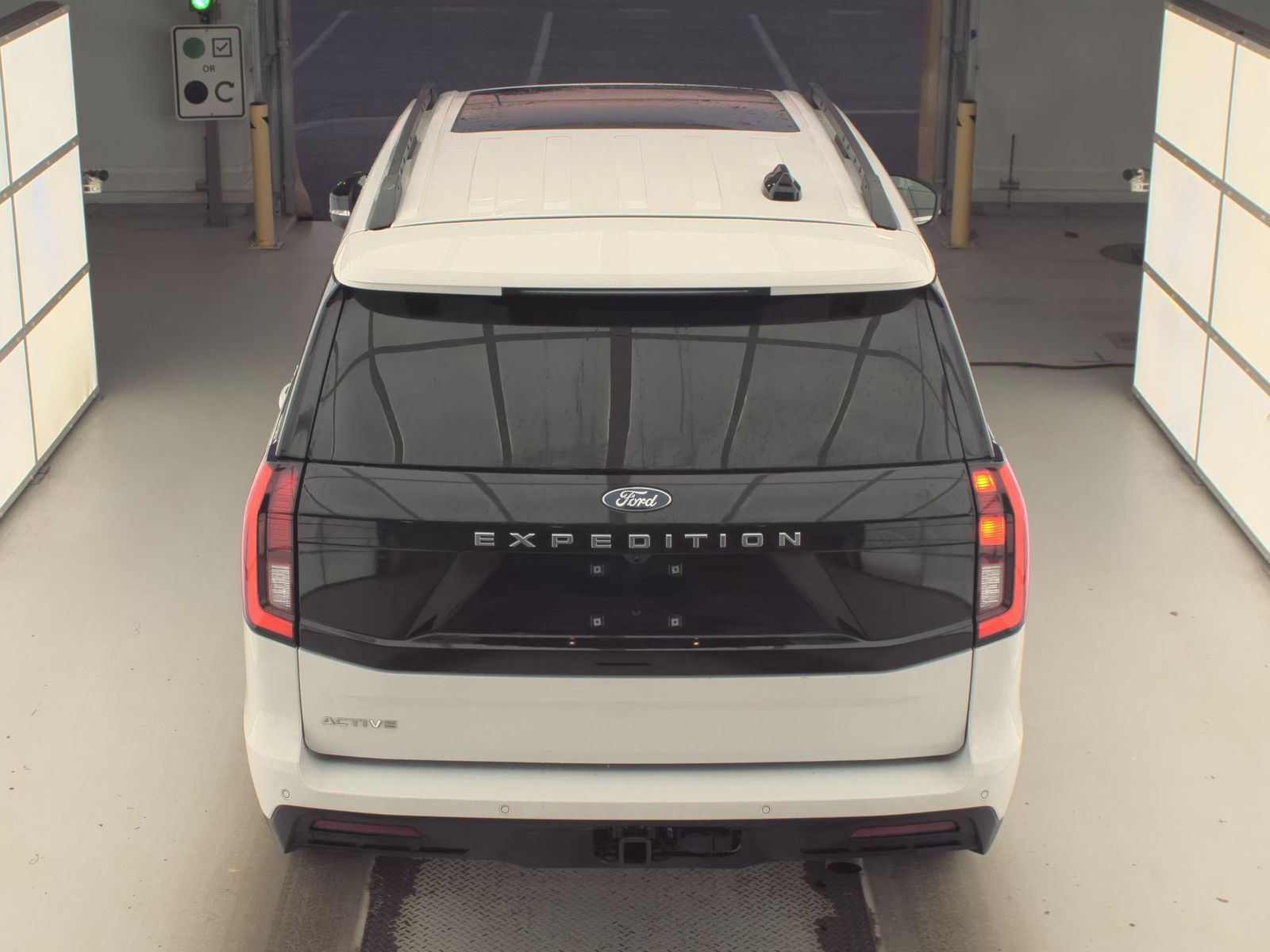 FORD EXPEDITION - 7